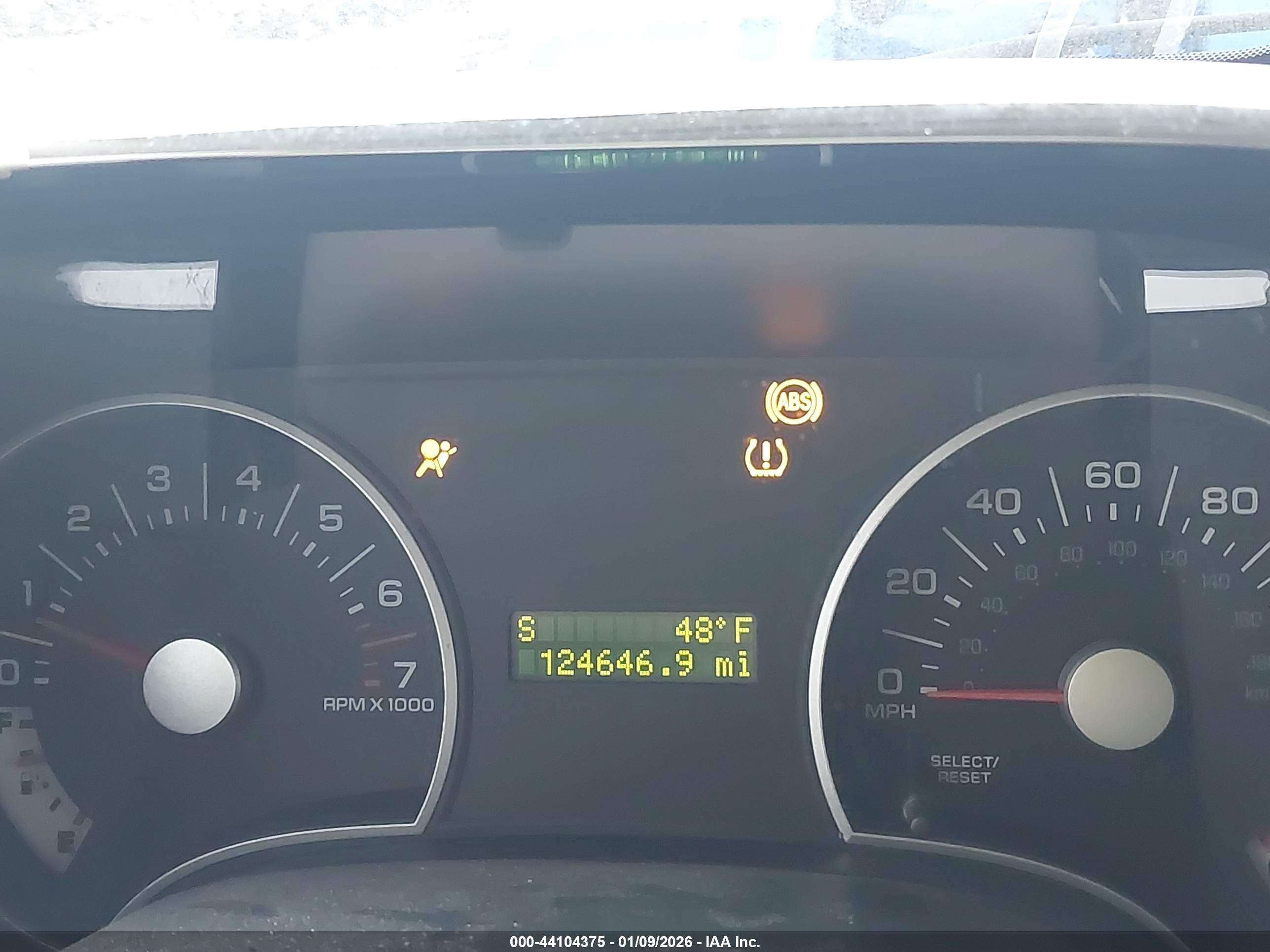FORD EXPLORER image 7