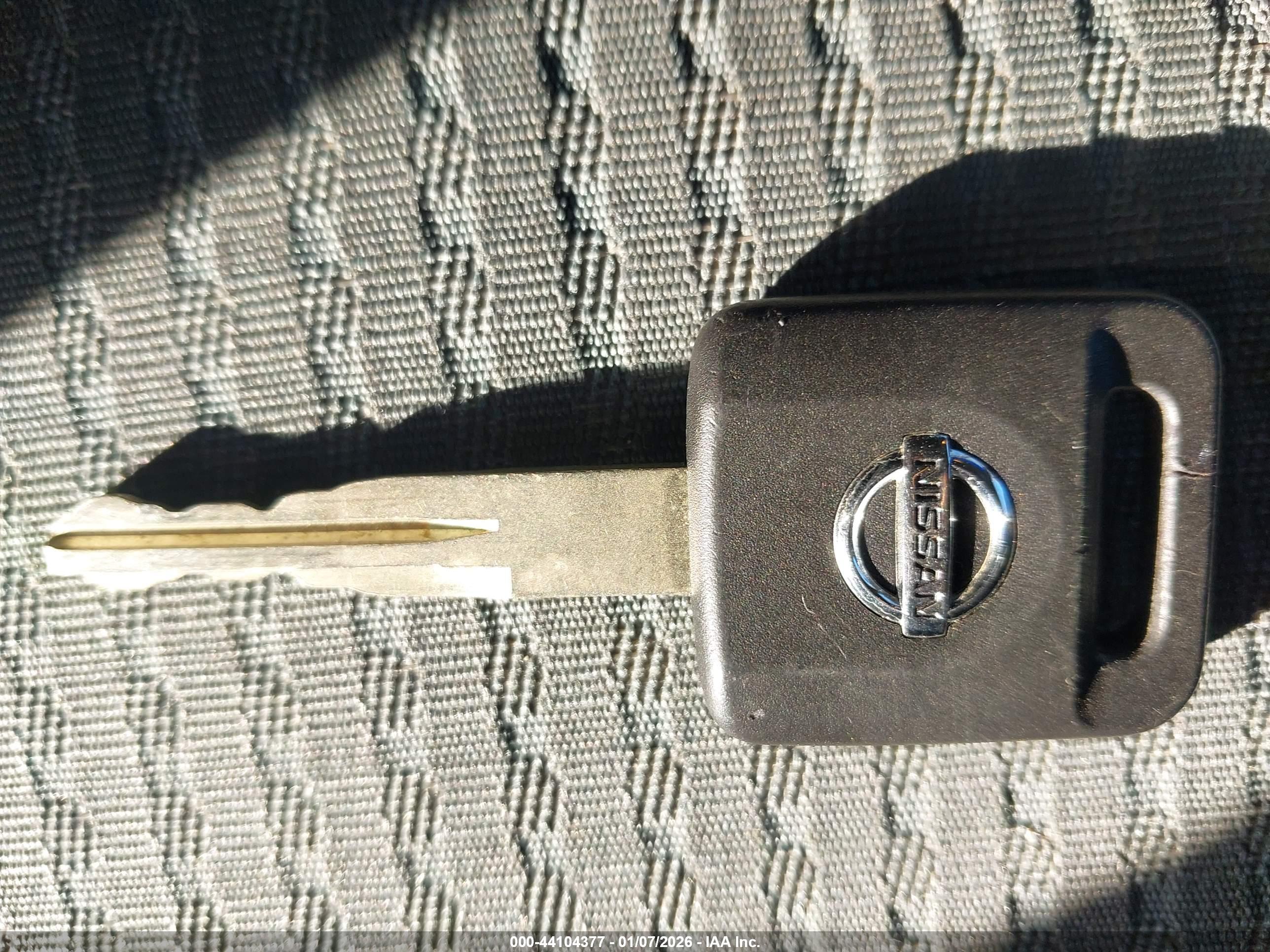 NISSAN TITAN image 11