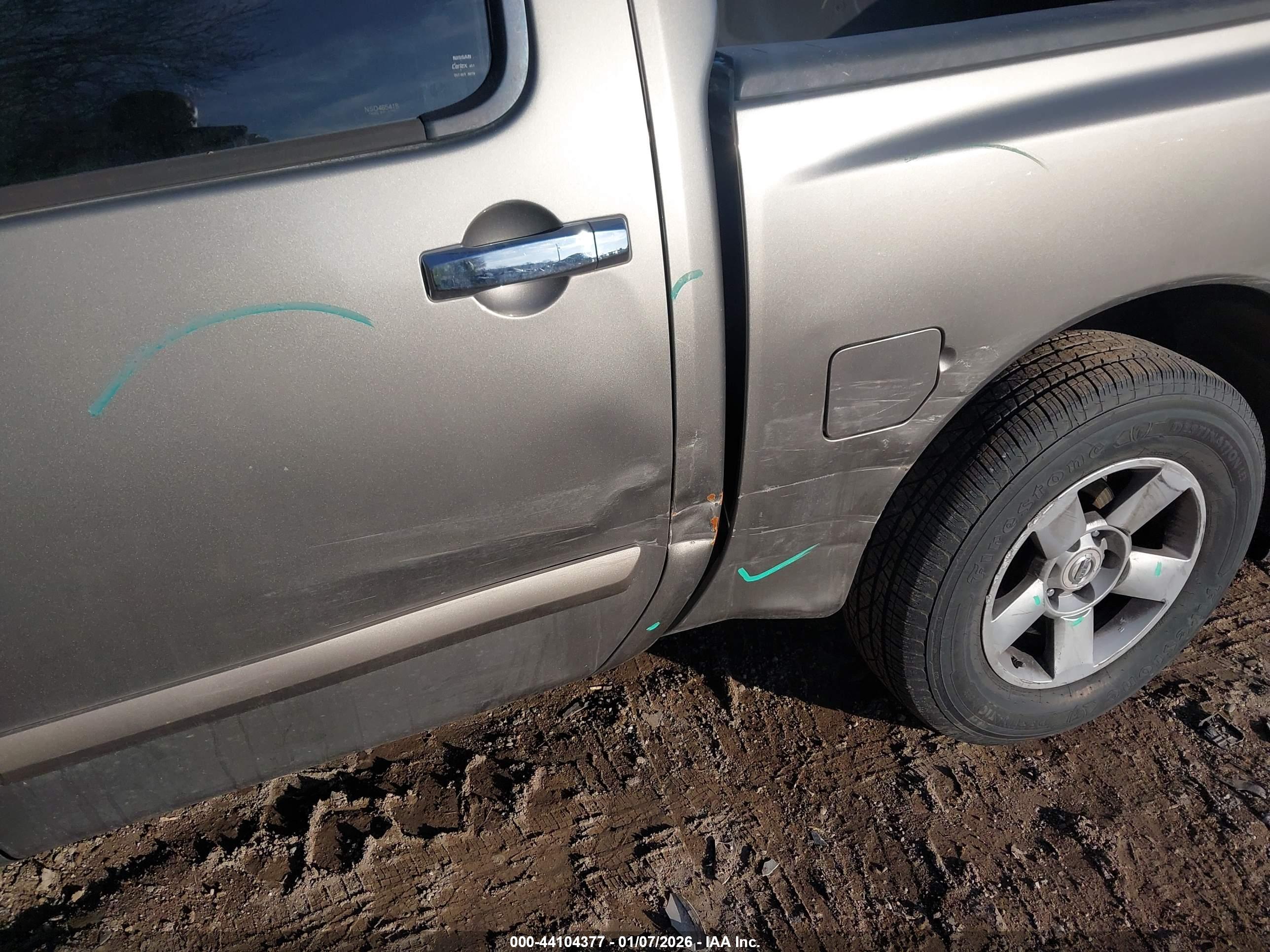 NISSAN TITAN image 6