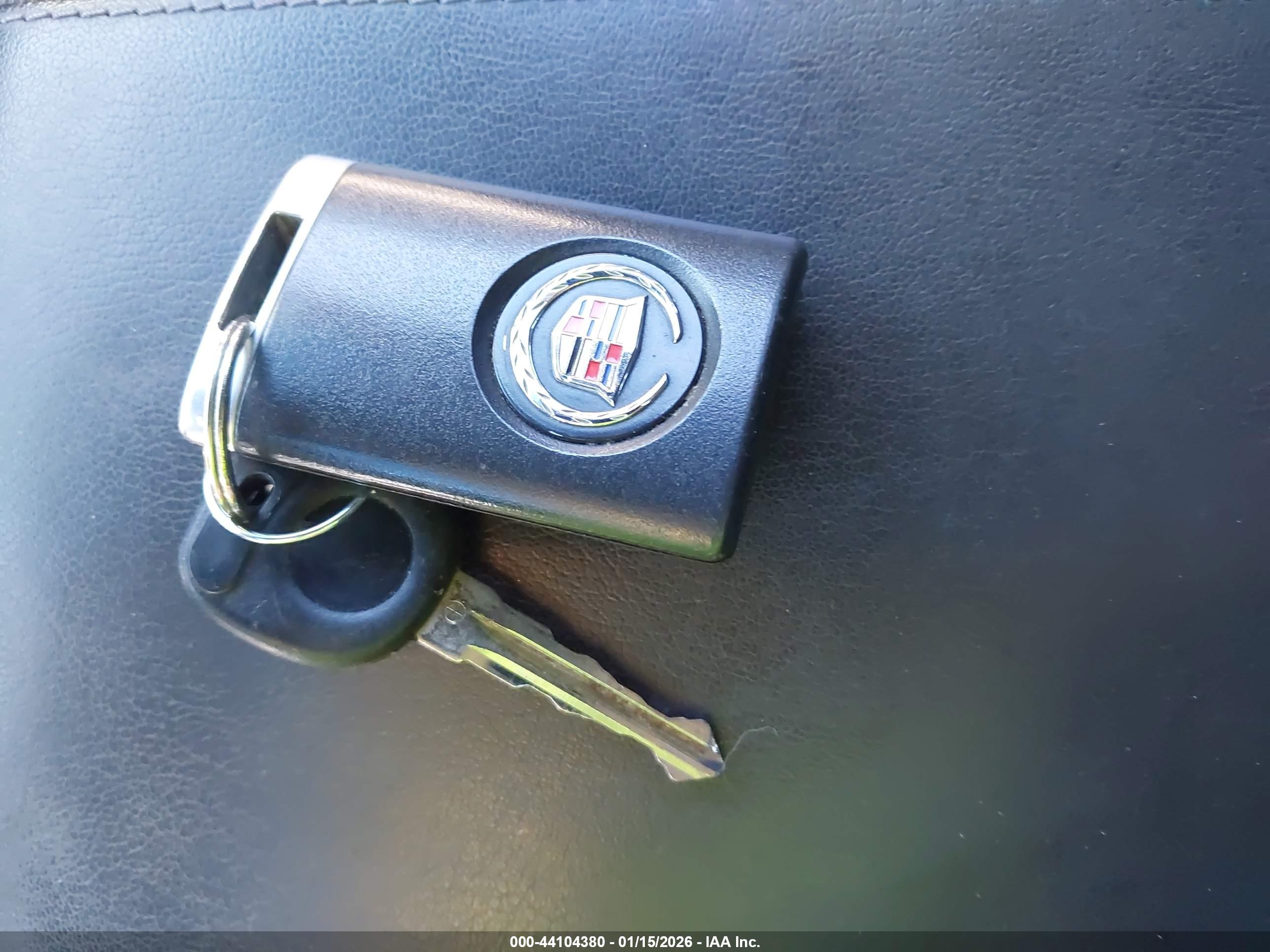 CADILLAC CTS image 11
