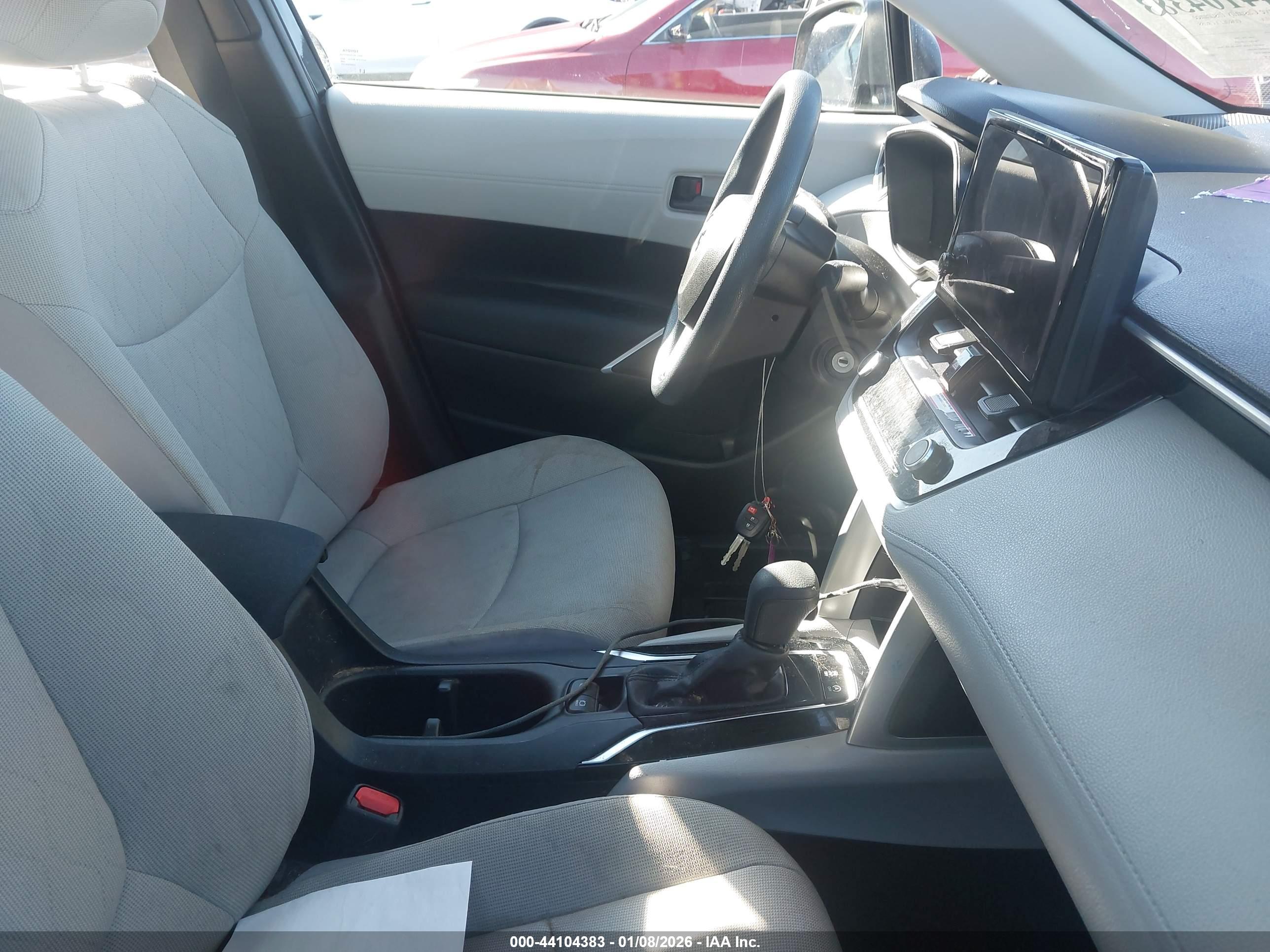TOYOTA COROLLA image 5