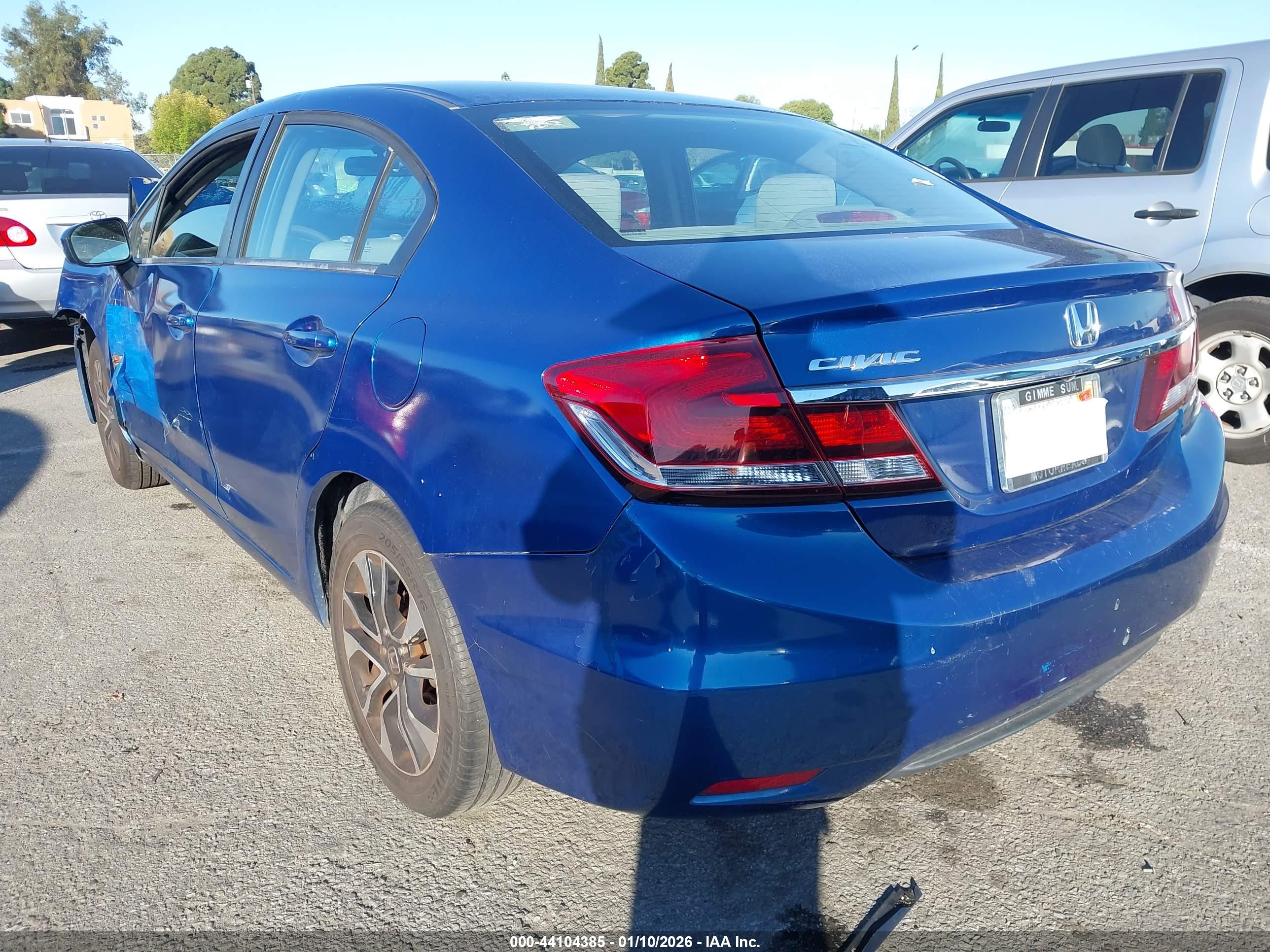 HONDA CIVIC image 3