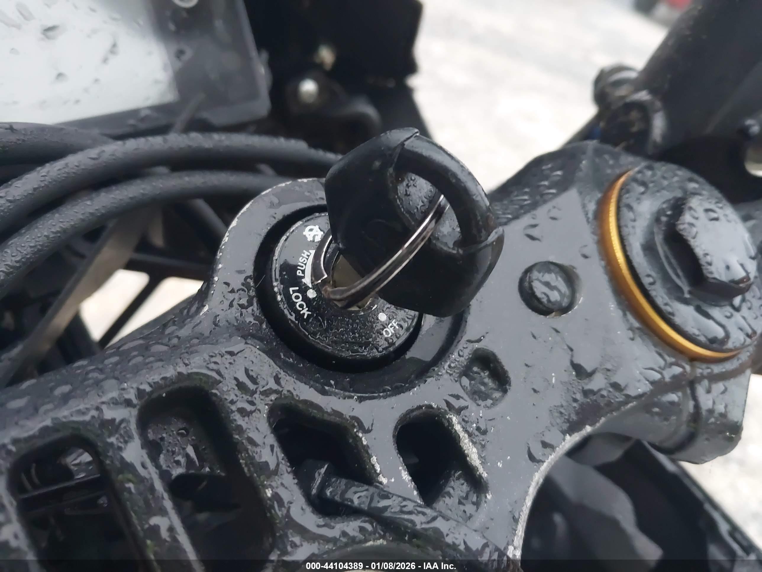 YAMAHA YFZ320 image 11