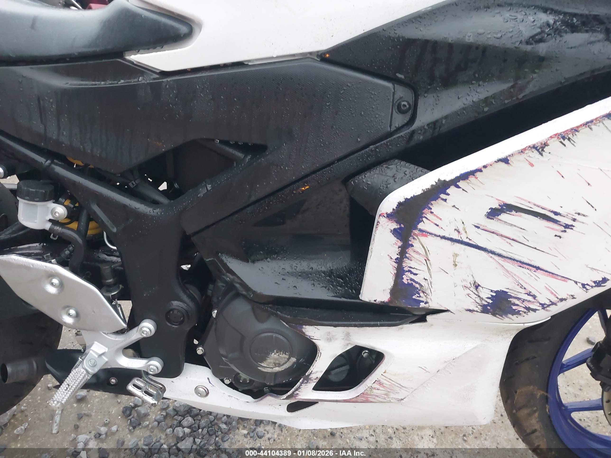 YAMAHA YFZ320 image 8