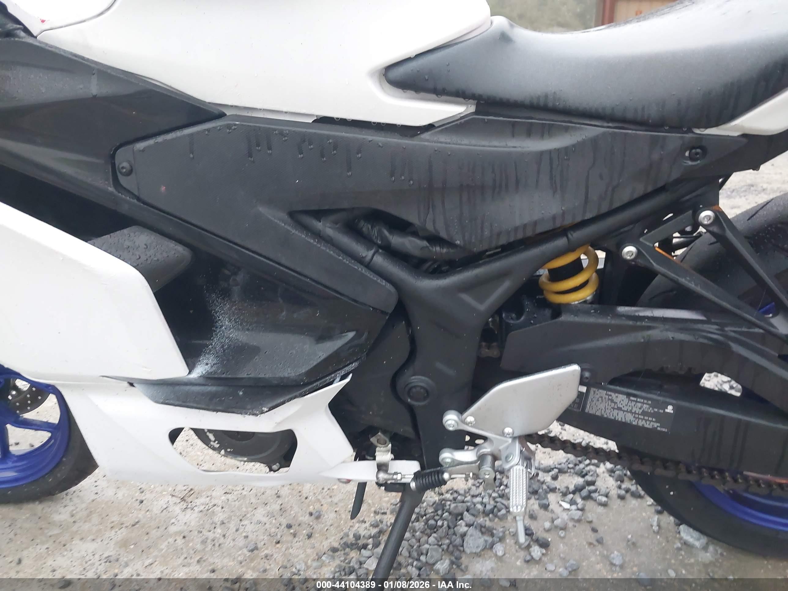 YAMAHA YFZ320 image 9
