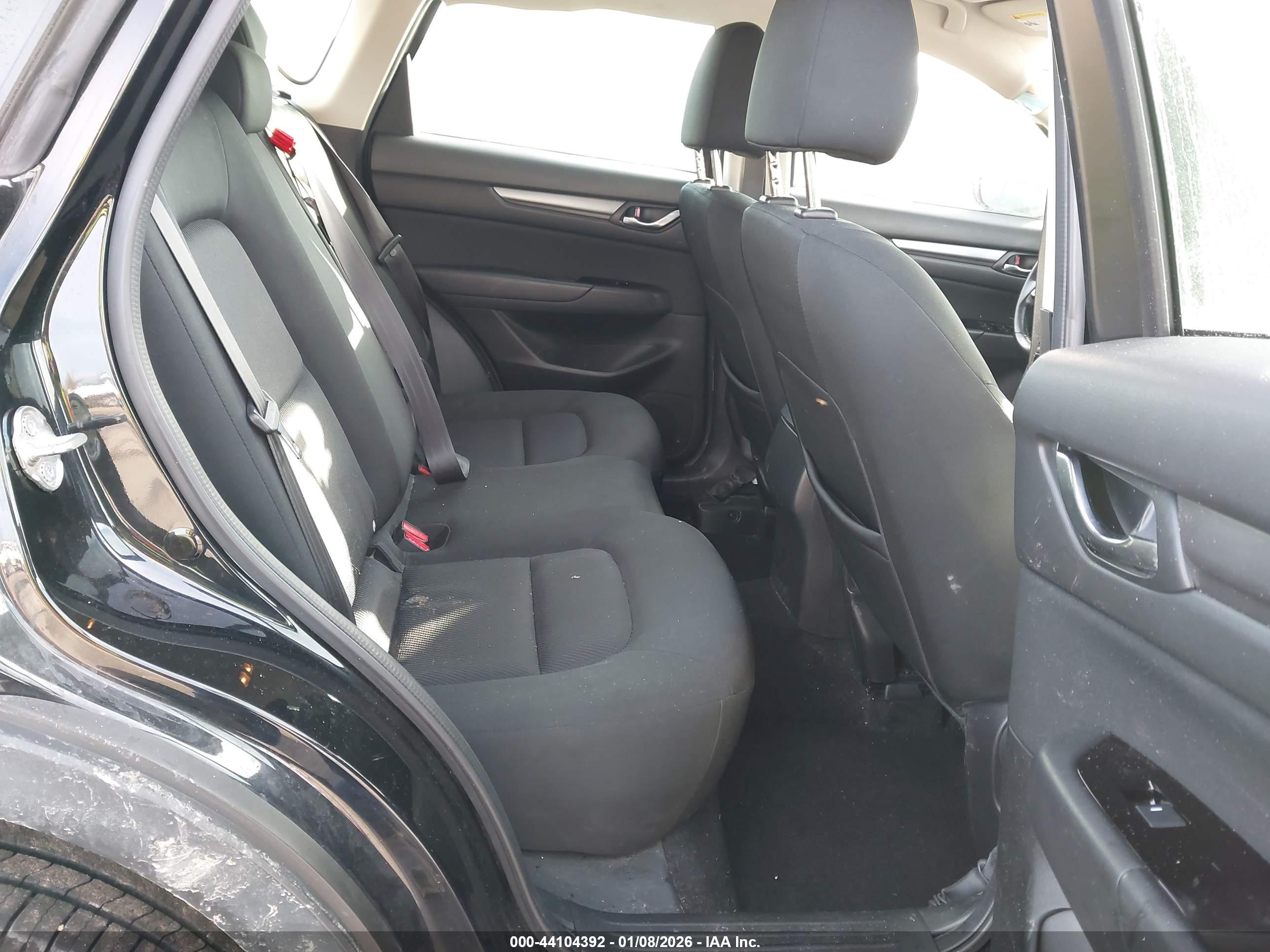 MAZDA CX-5 image 8