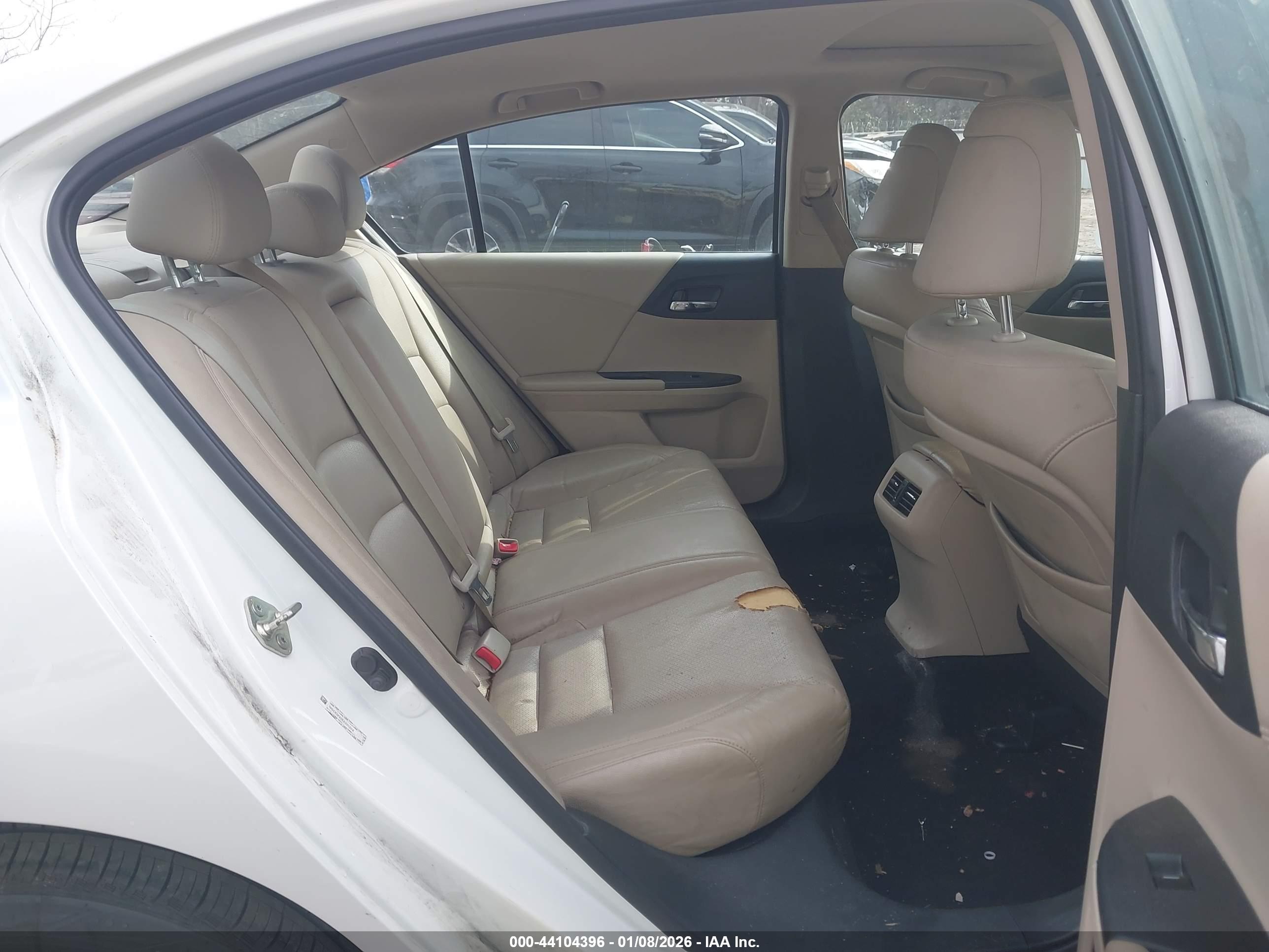 HONDA ACCORD image 8