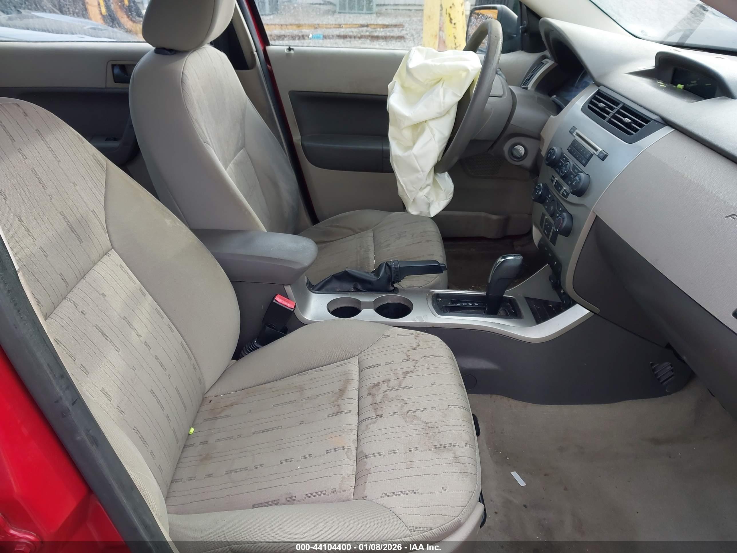 FORD FOCUS image 5