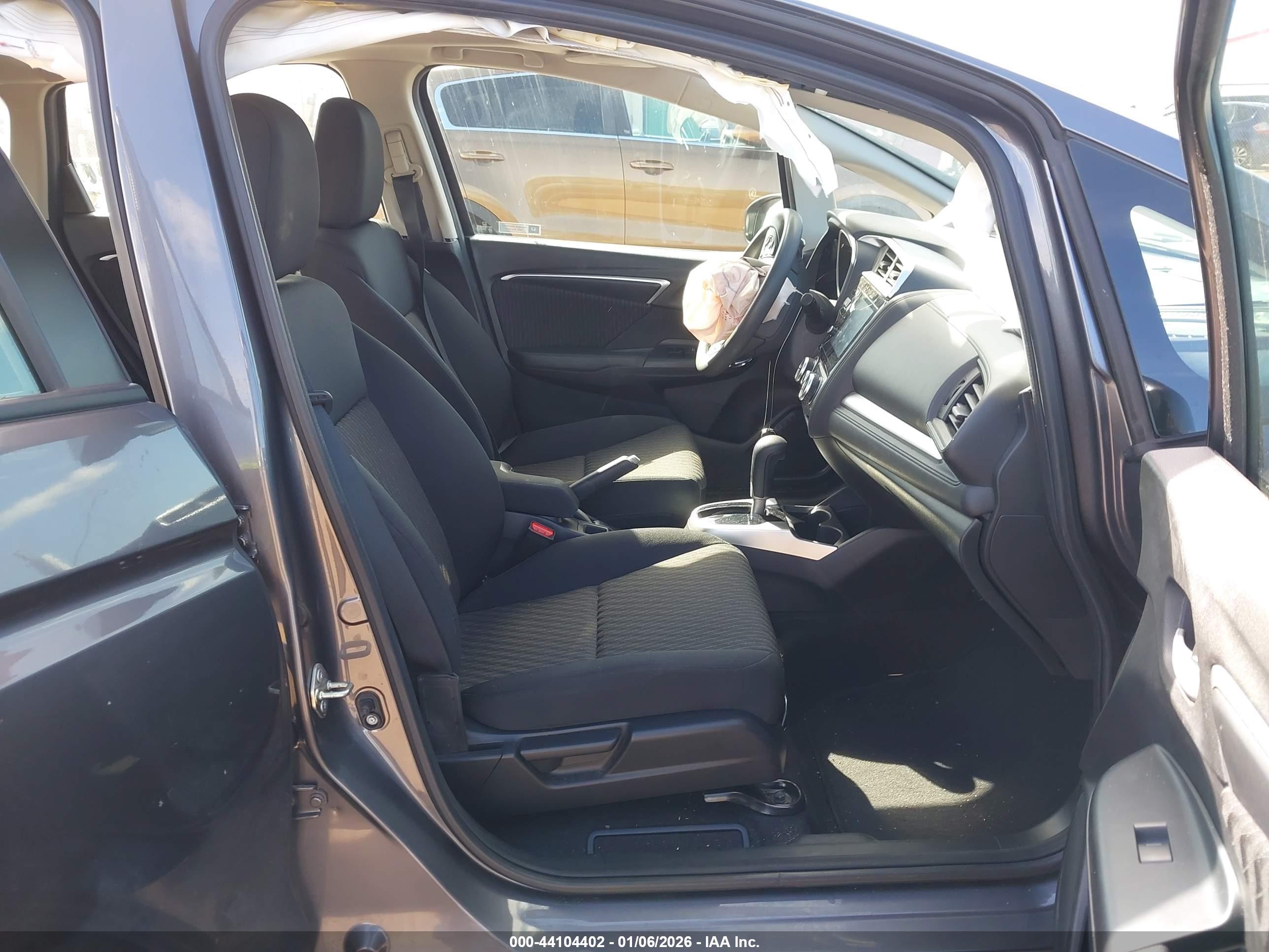 HONDA FIT image 5