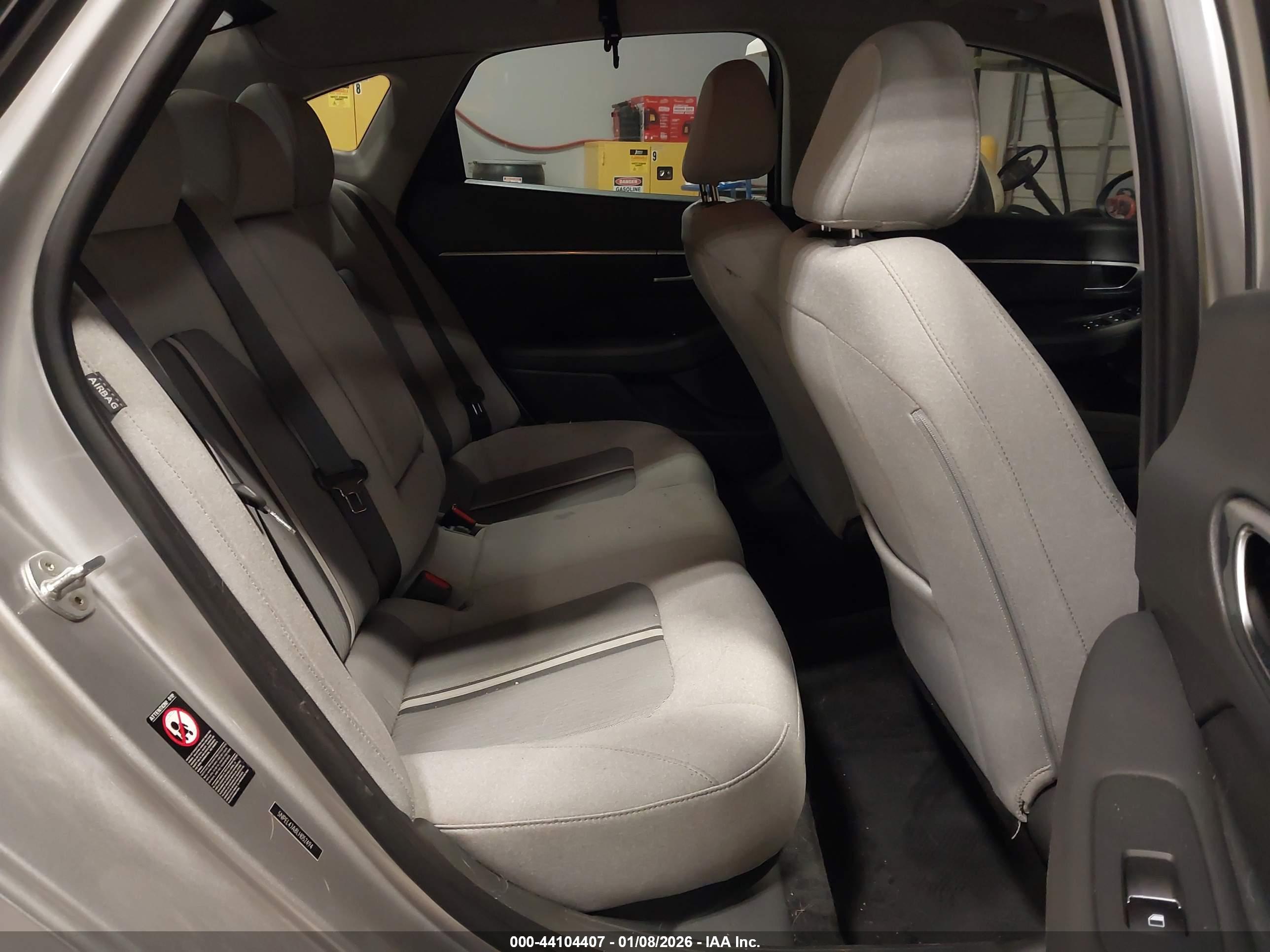 HYUNDAI SONATA image 8