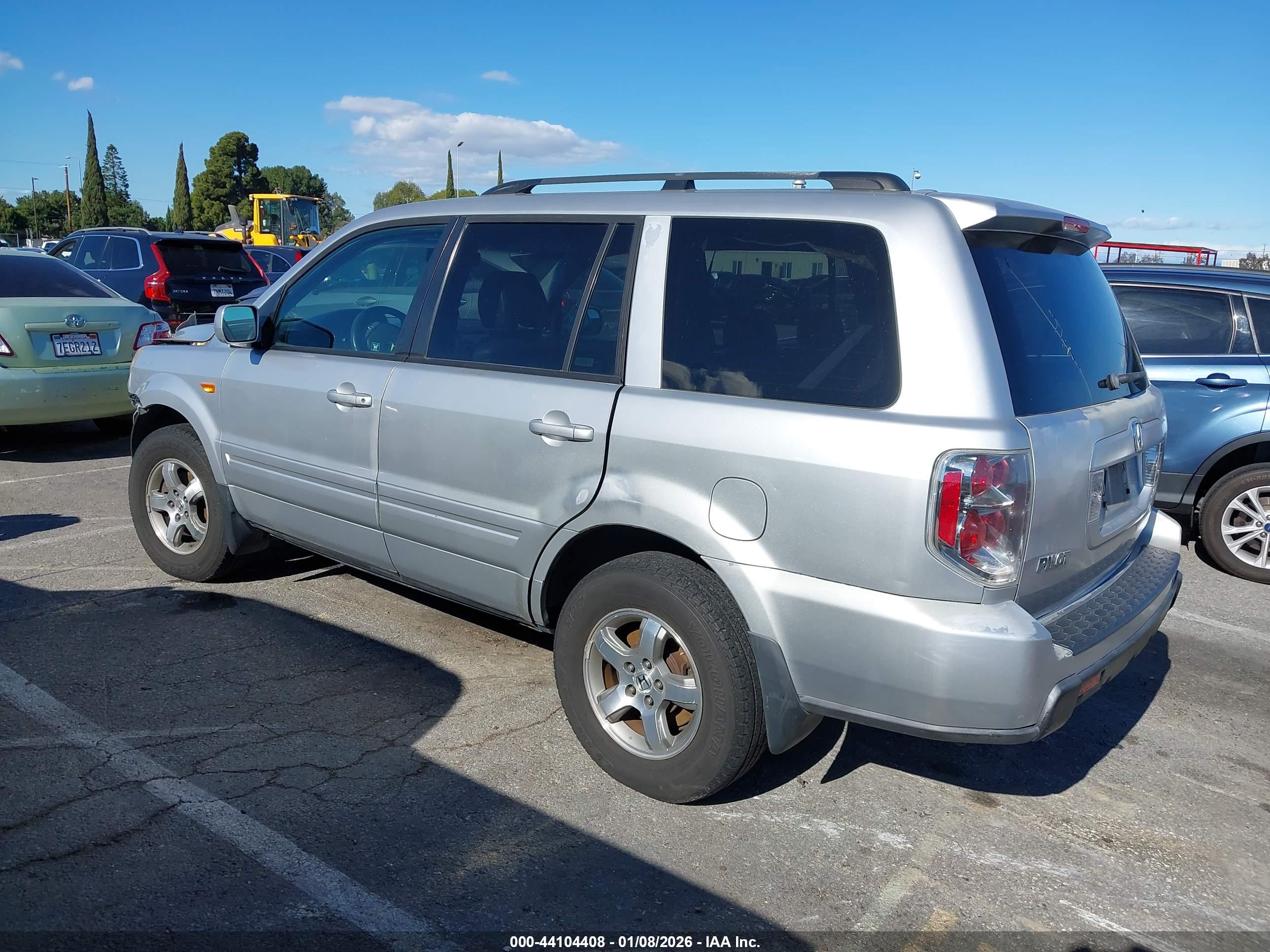 HONDA PILOT image 3