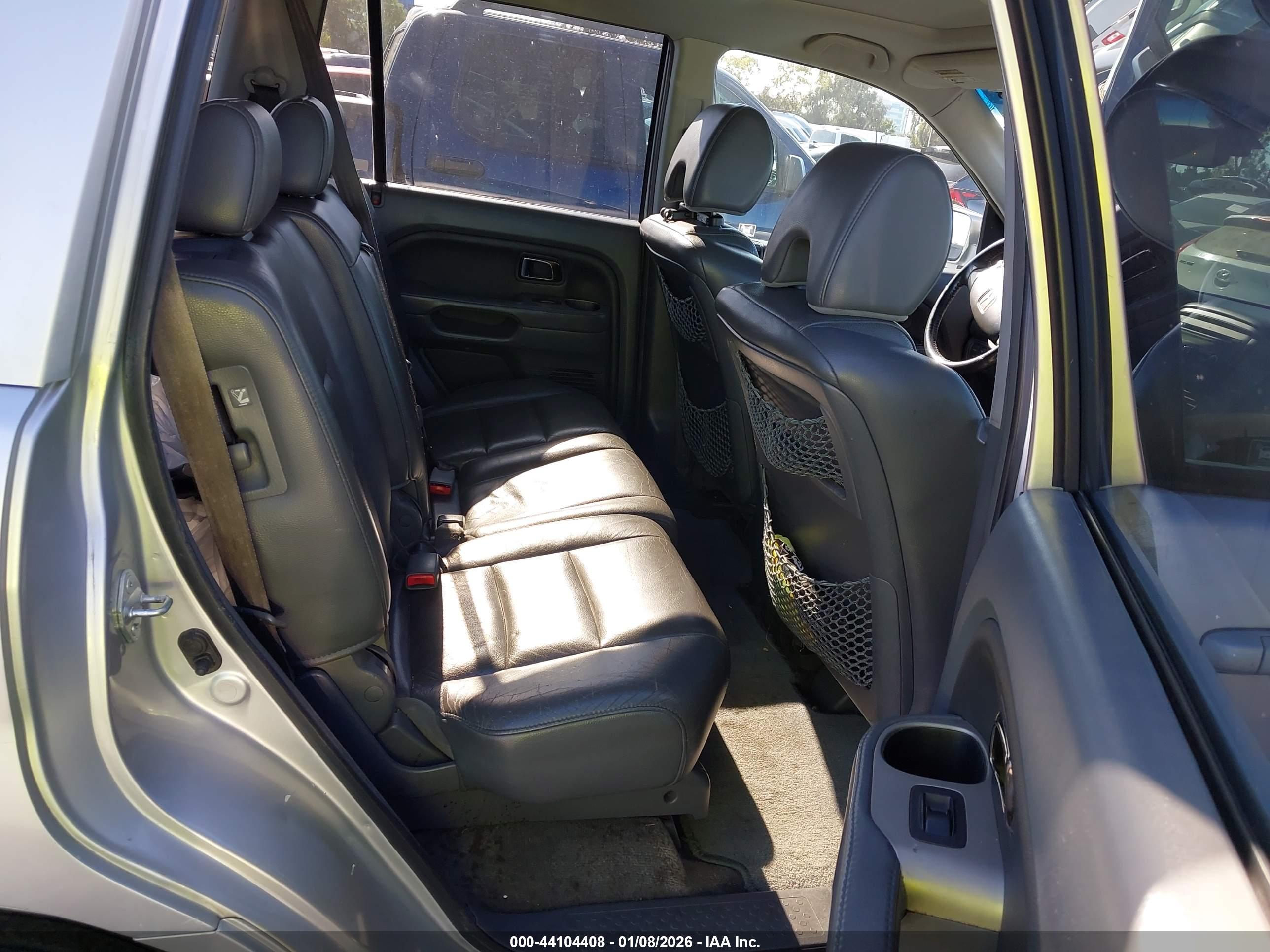 HONDA PILOT image 8