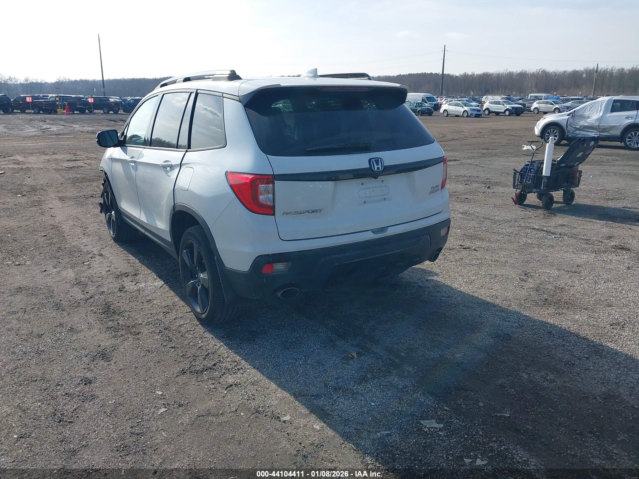 HONDA PASSPORT image 3