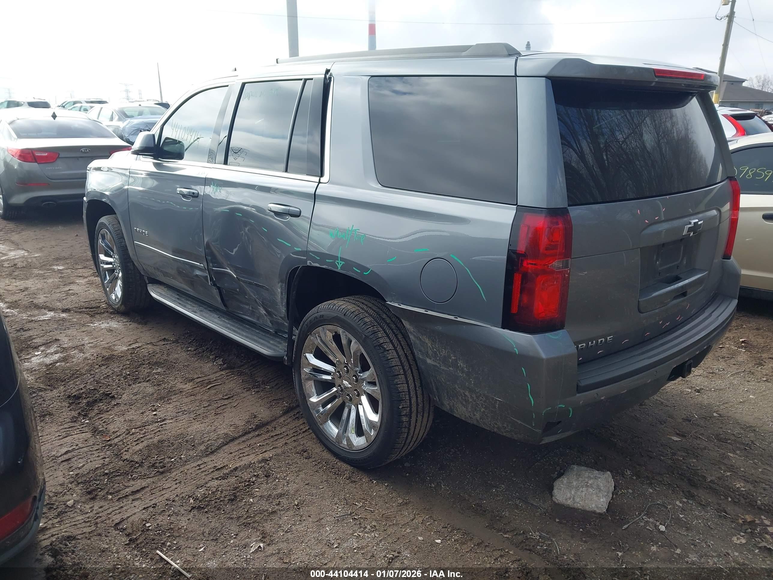 CHEVROLET TAHOE image 3