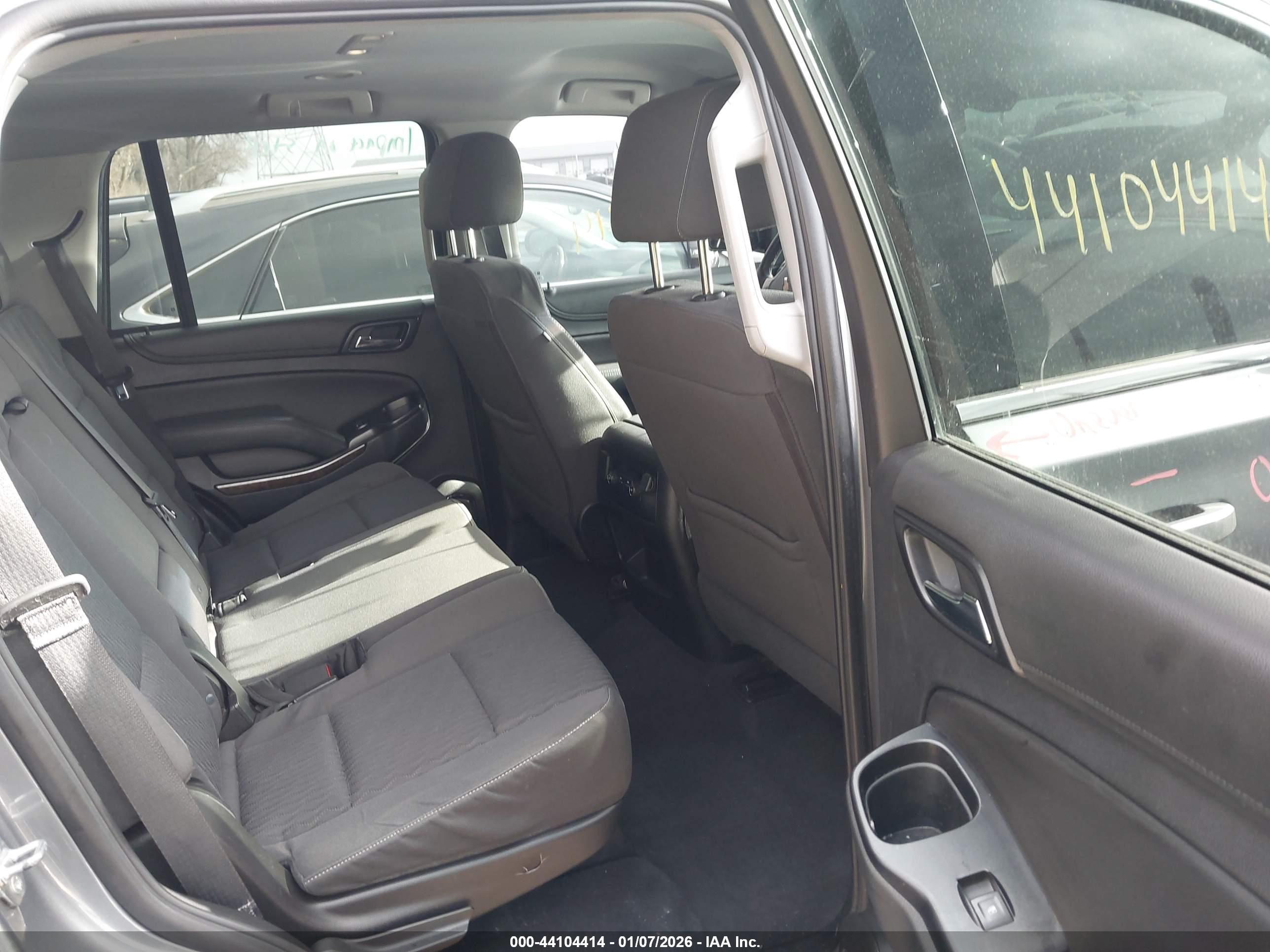 CHEVROLET TAHOE image 8
