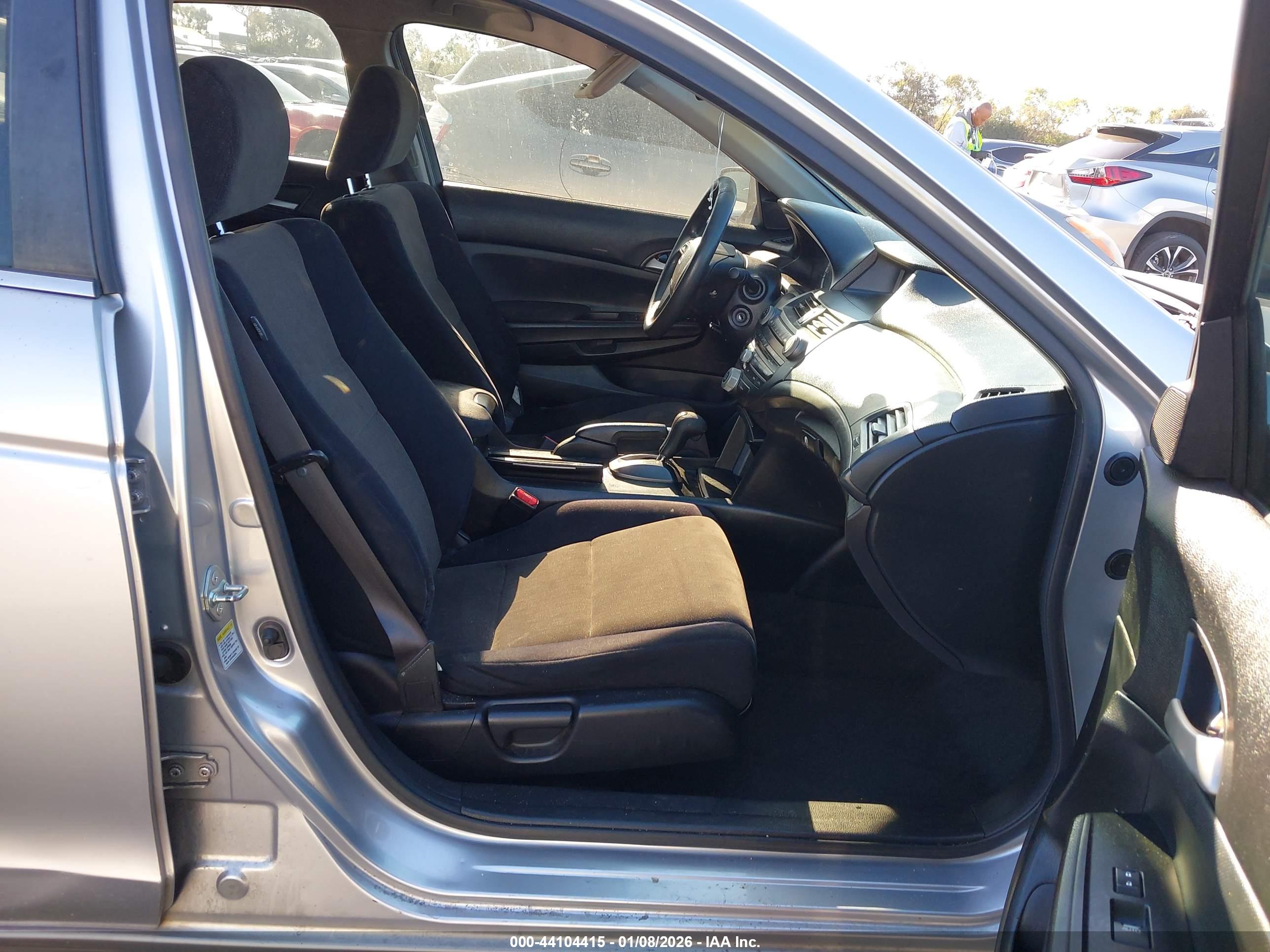 HONDA ACCORD image 5