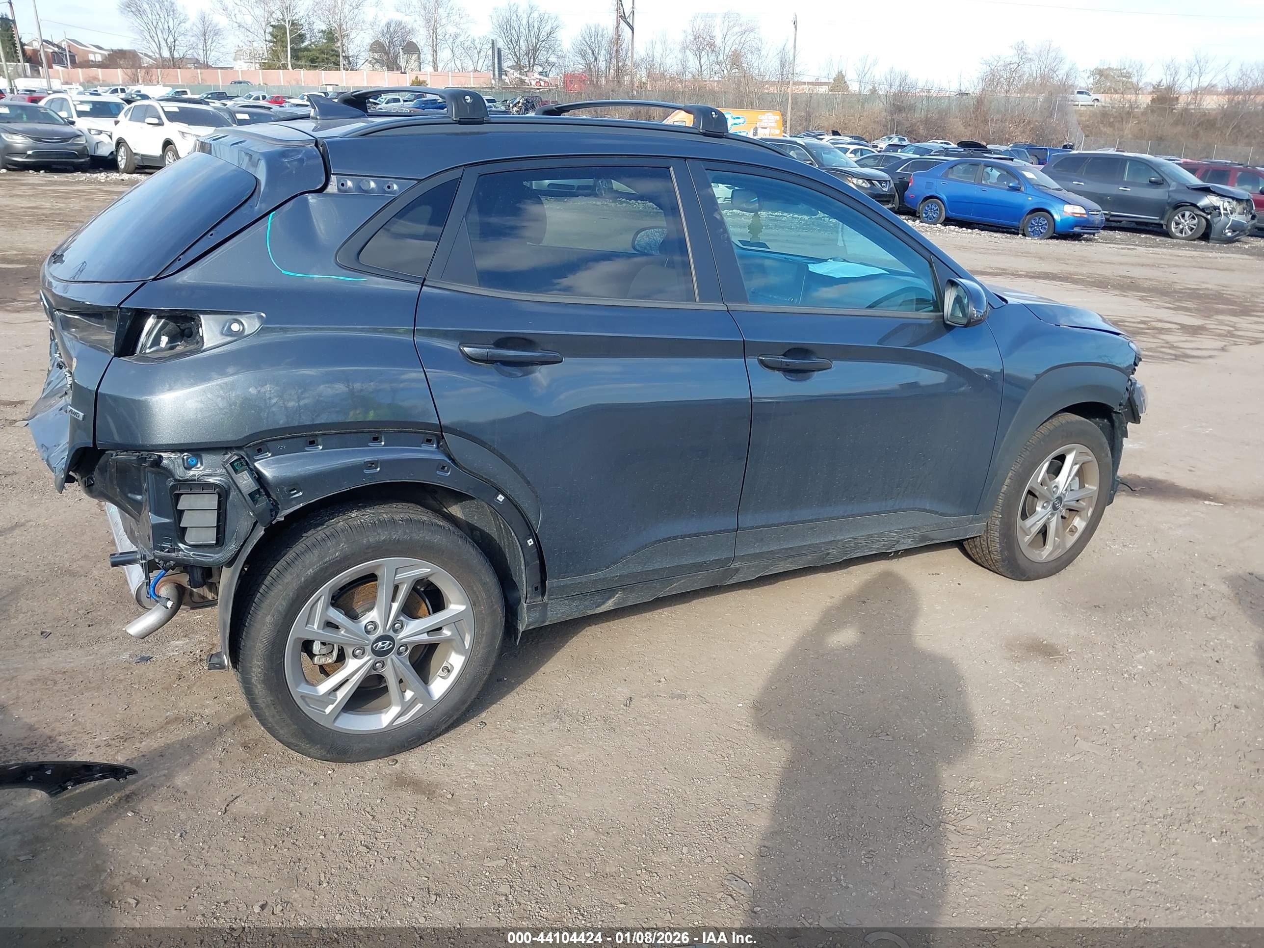 HYUNDAI KONA image 4