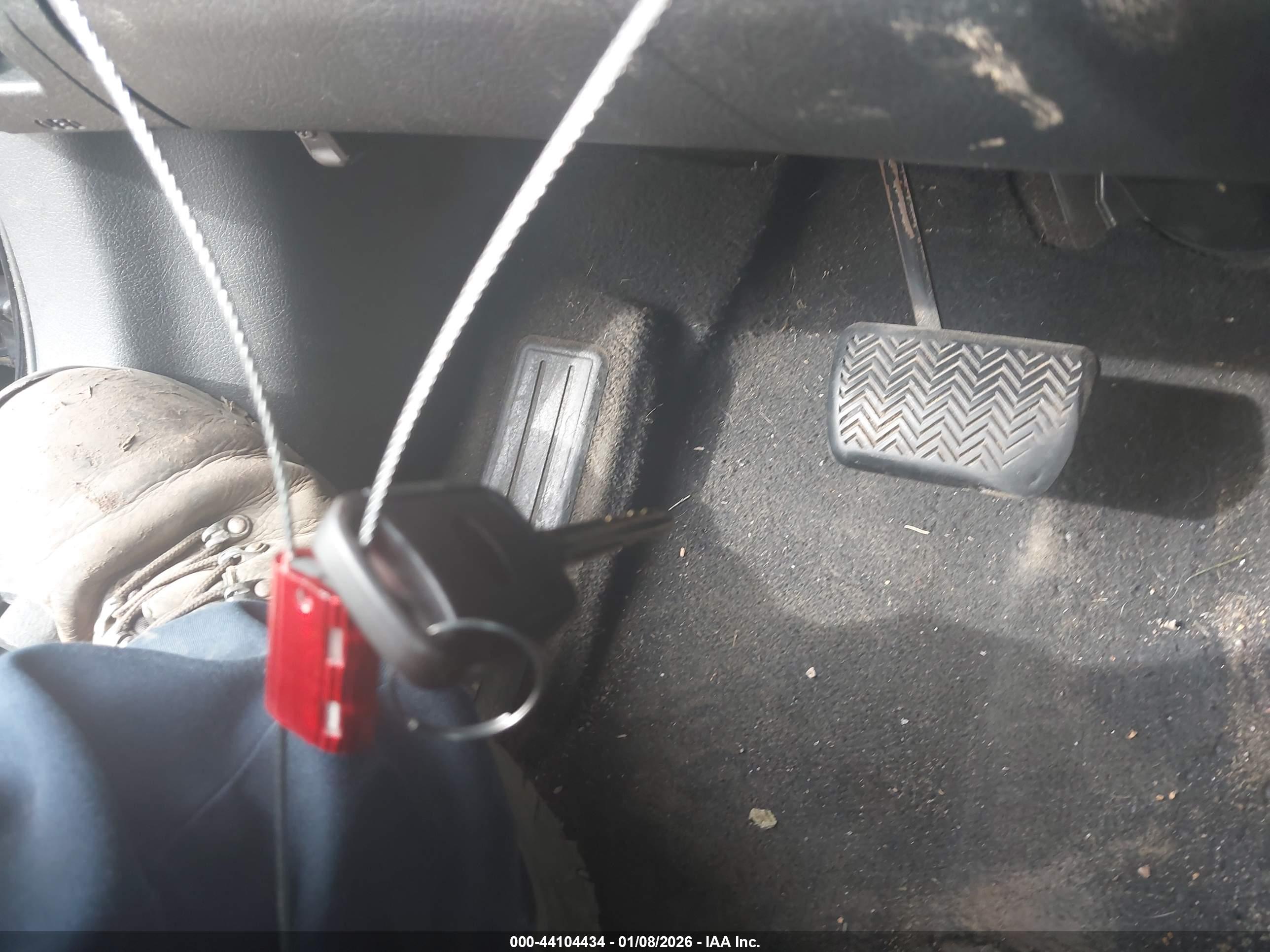 TOYOTA COROLLA image 11