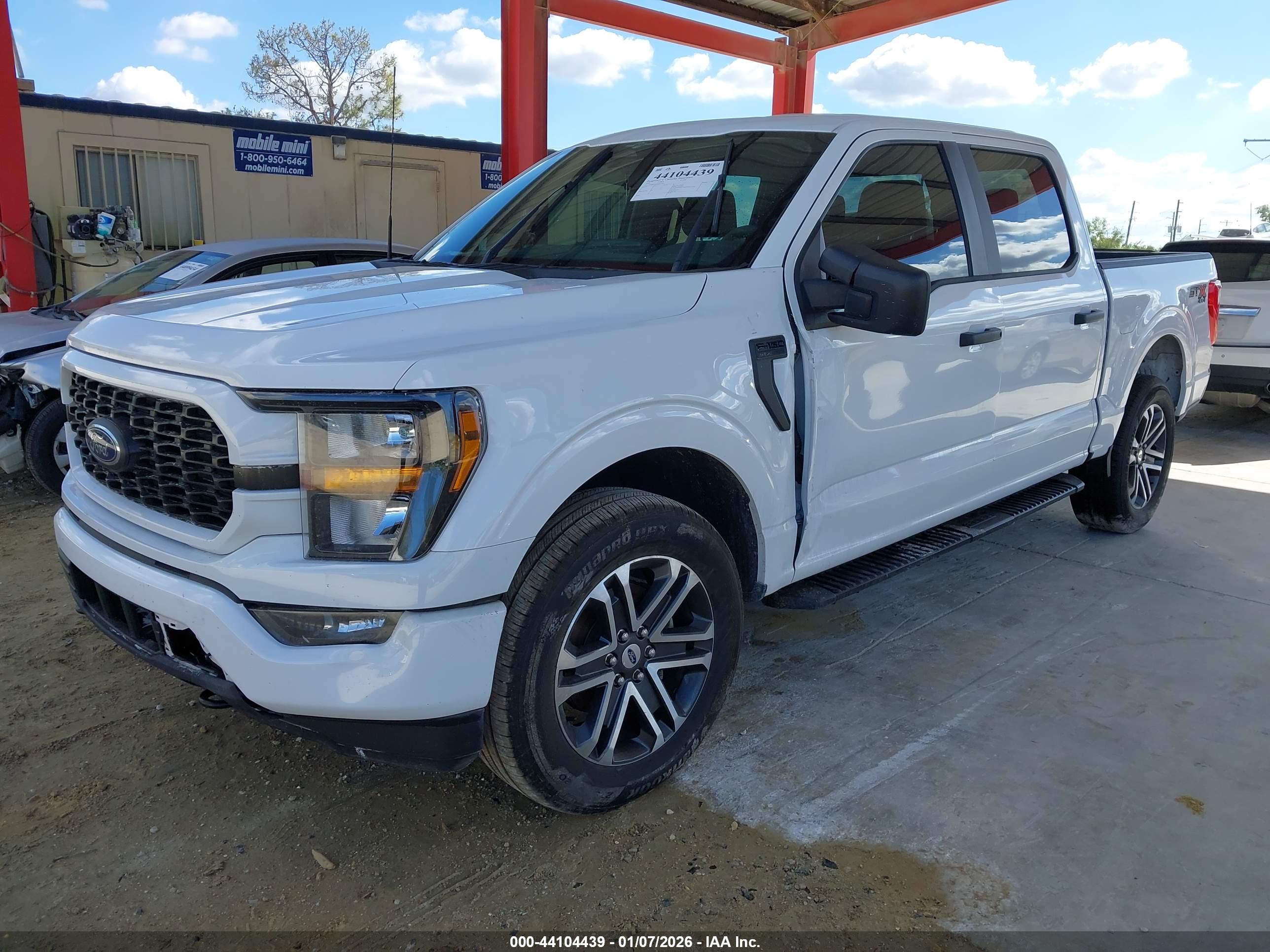 FORD F-150 image 2