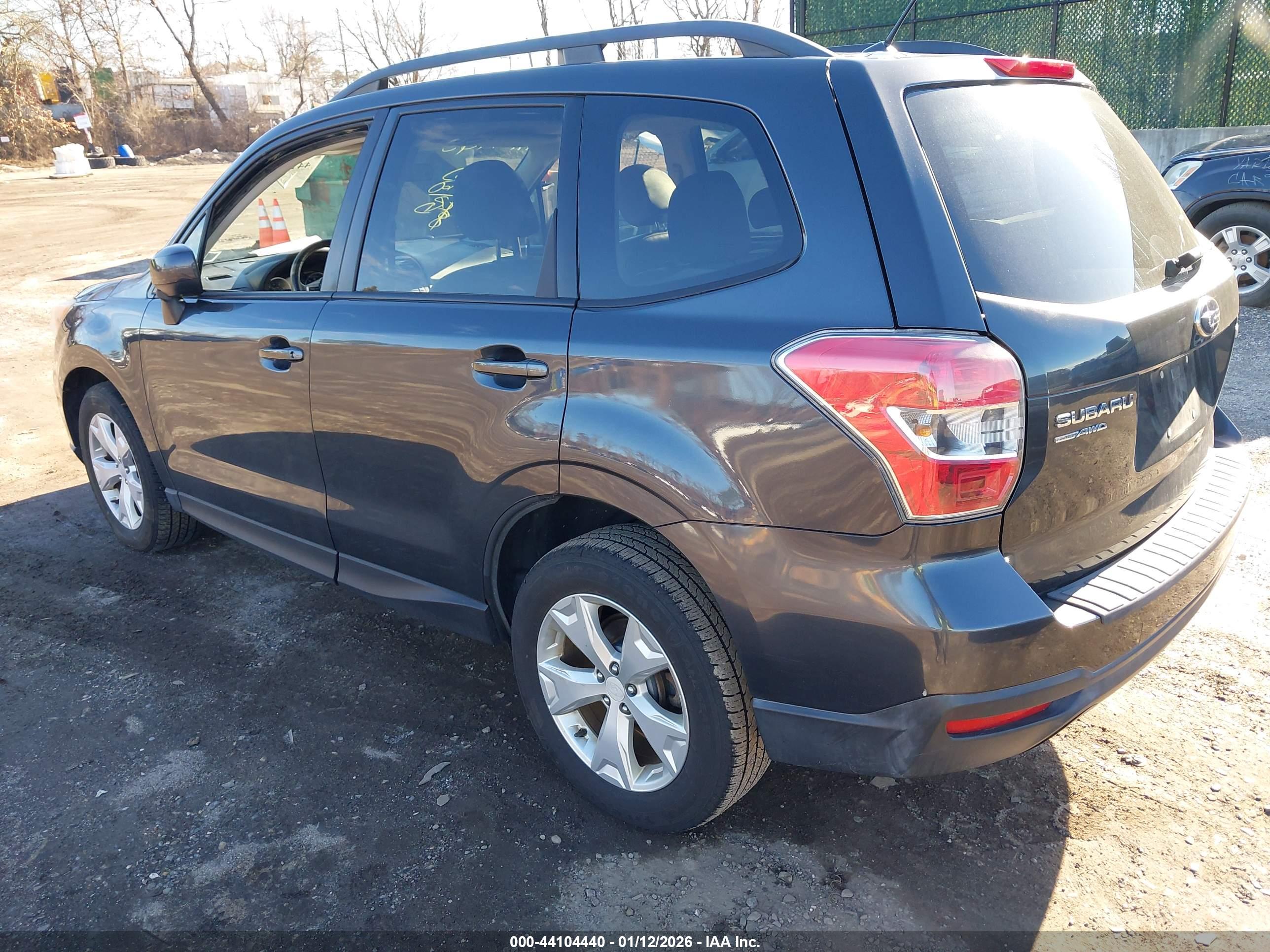 SUBARU FORESTER image 3