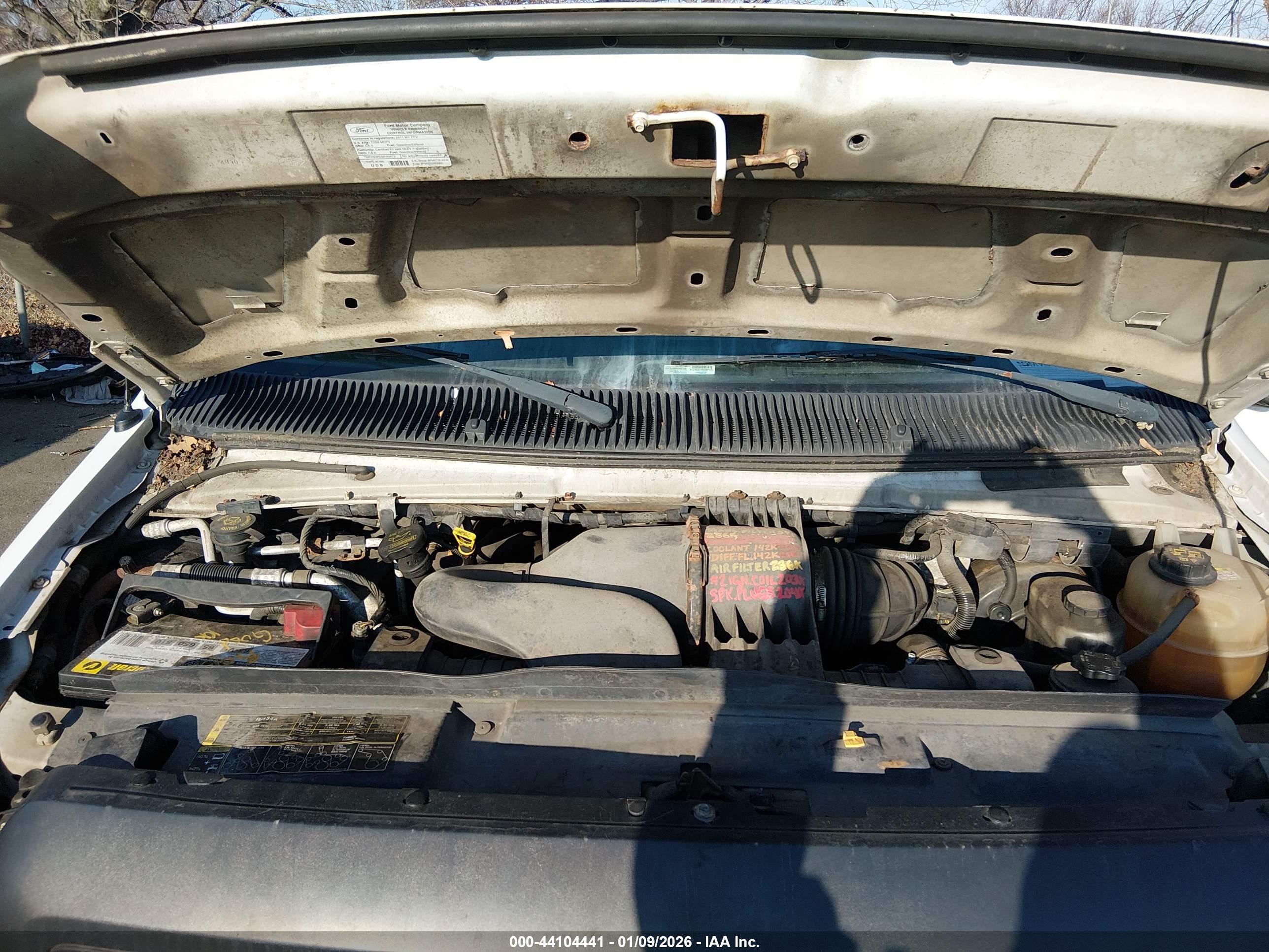 FORD E-350 image 10