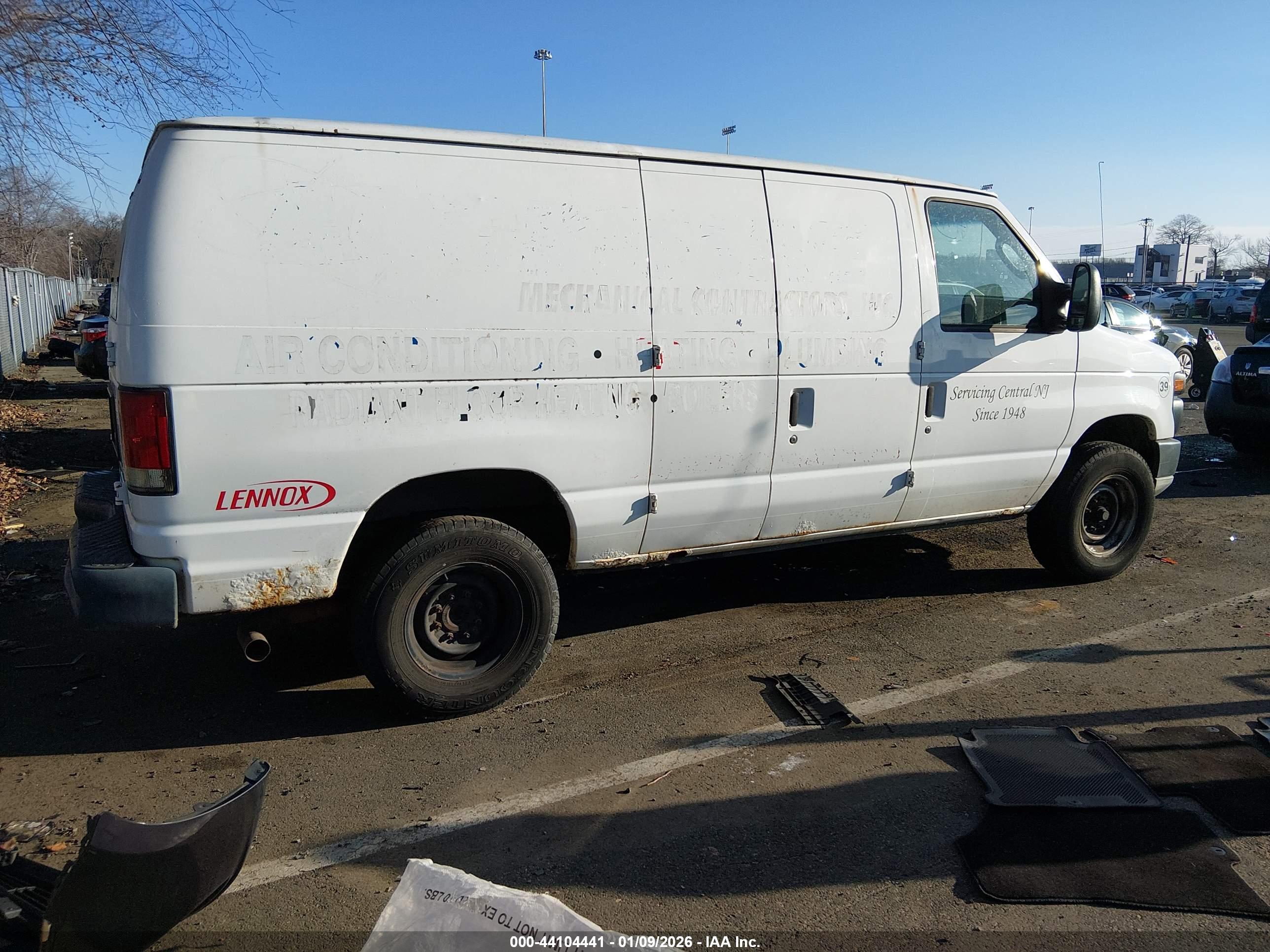 FORD E-350 image 4
