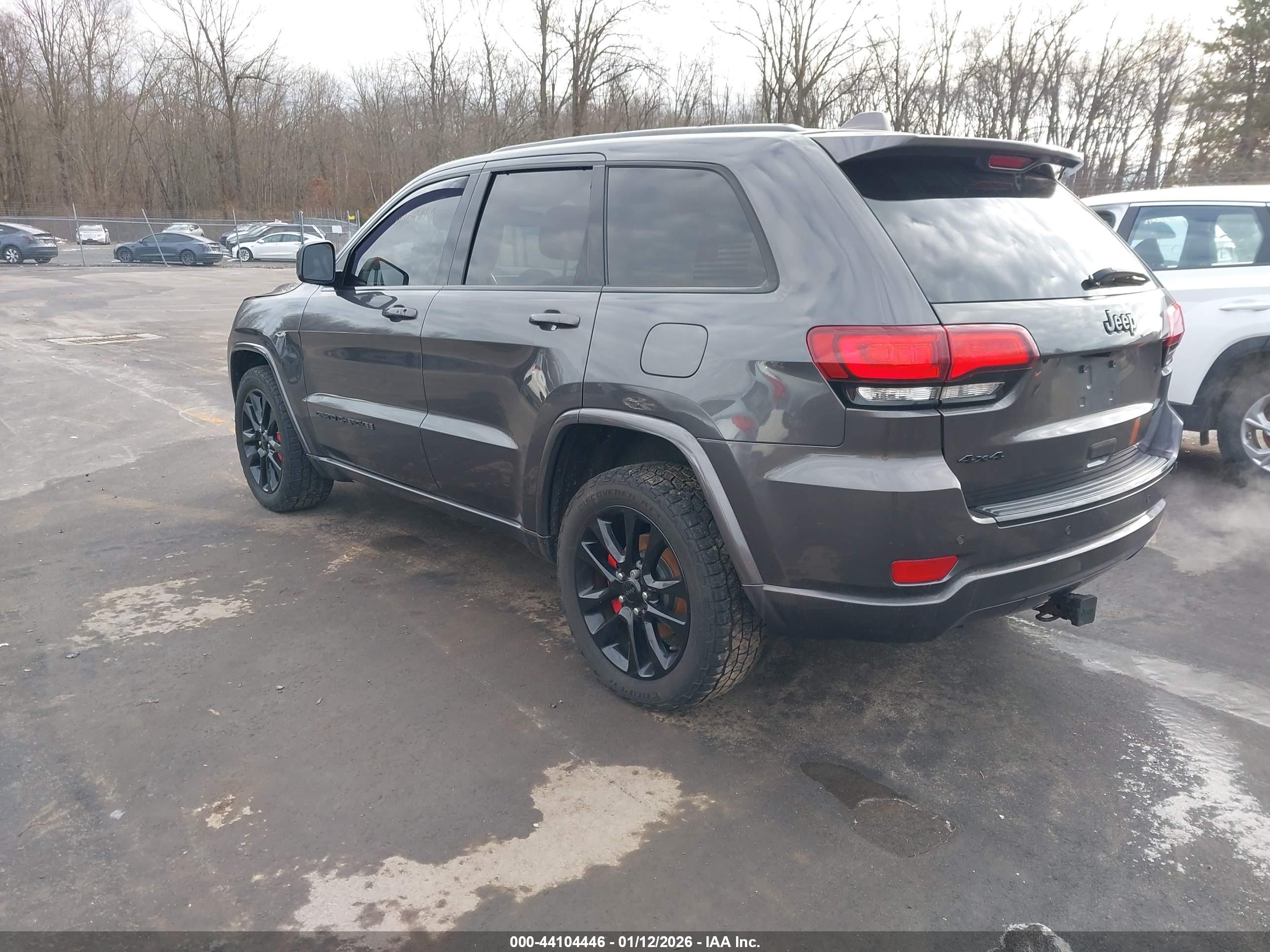 JEEP GRAND image 3