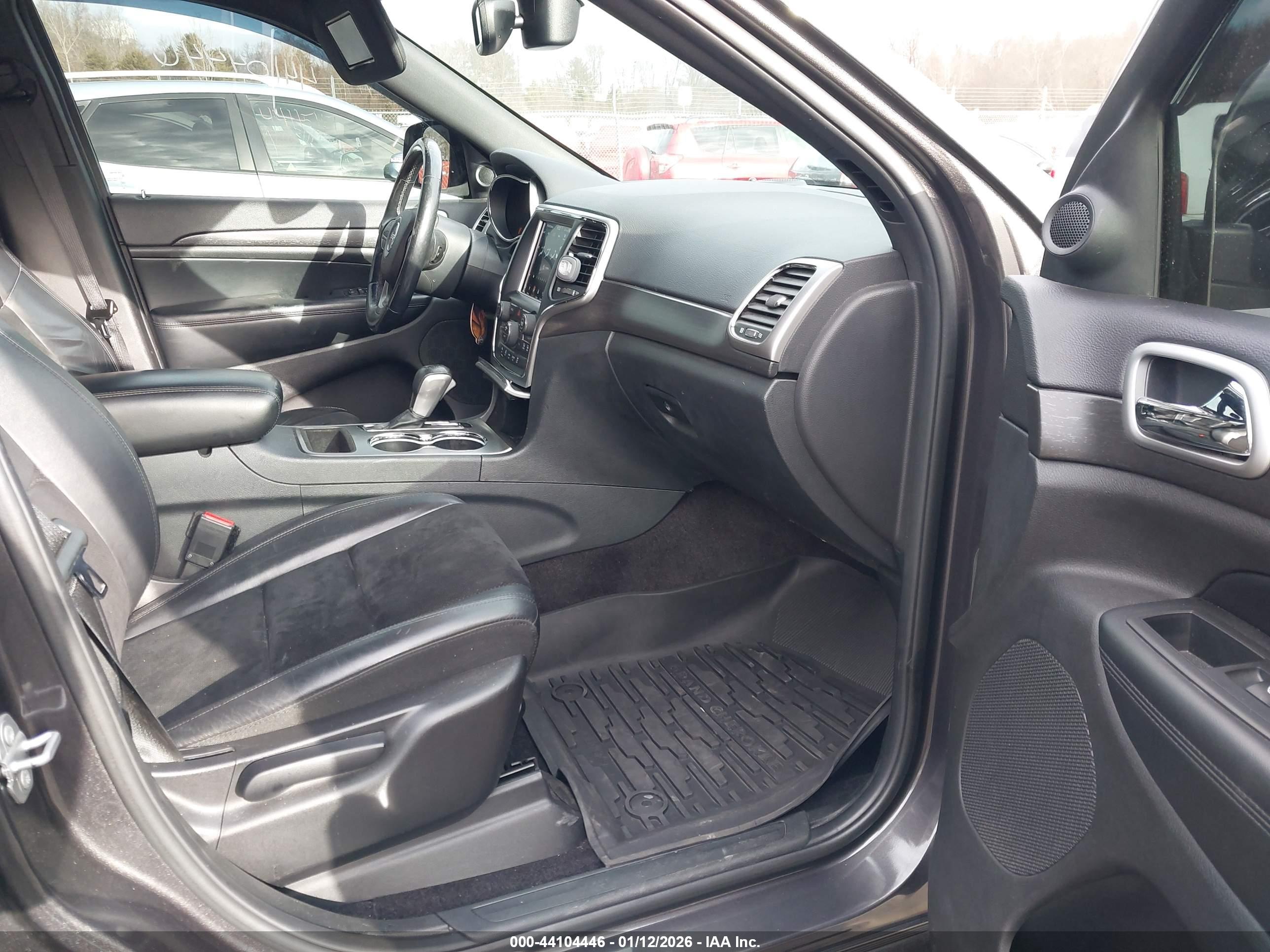 JEEP GRAND image 5