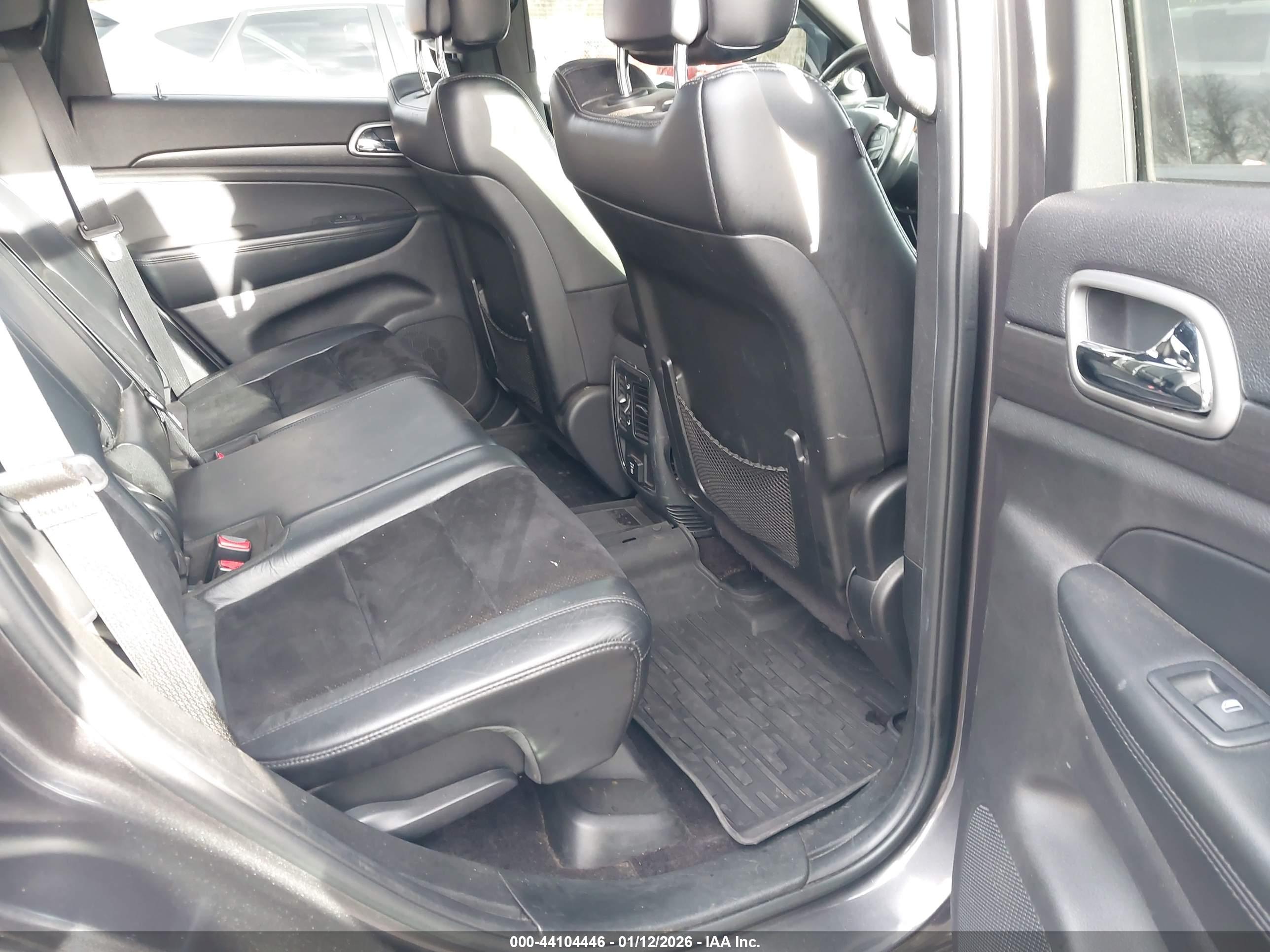 JEEP GRAND image 8