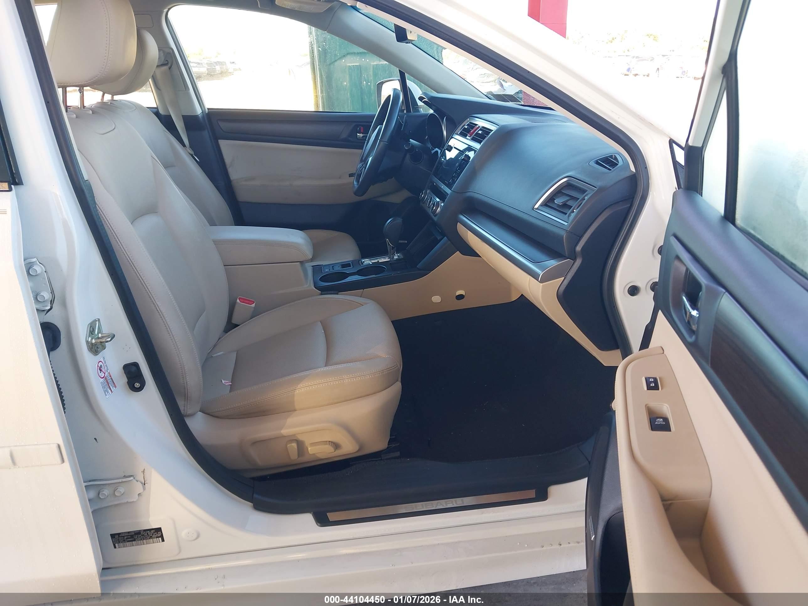 SUBARU LEGACY image 5