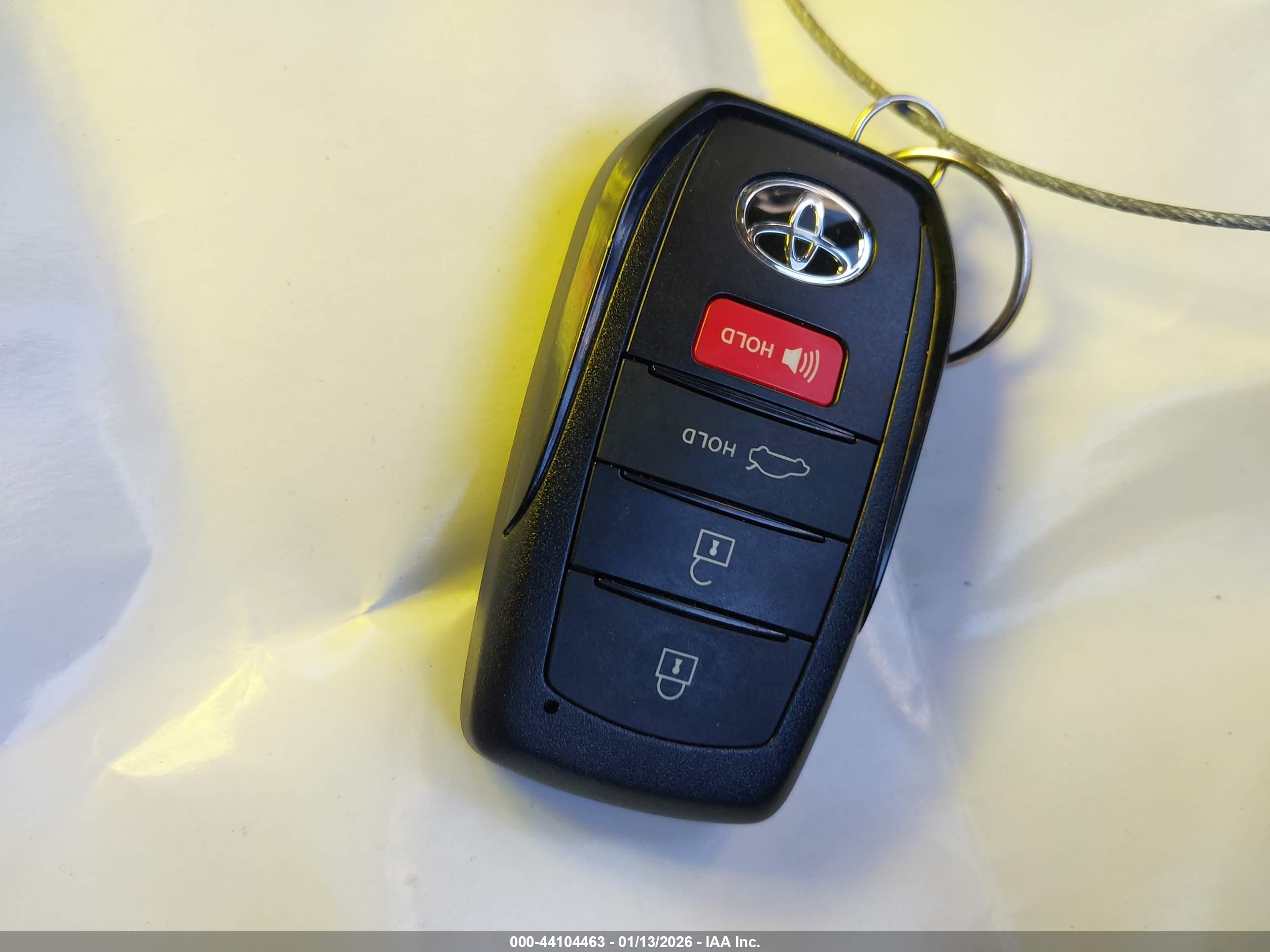 TOYOTA COROLLA image 11