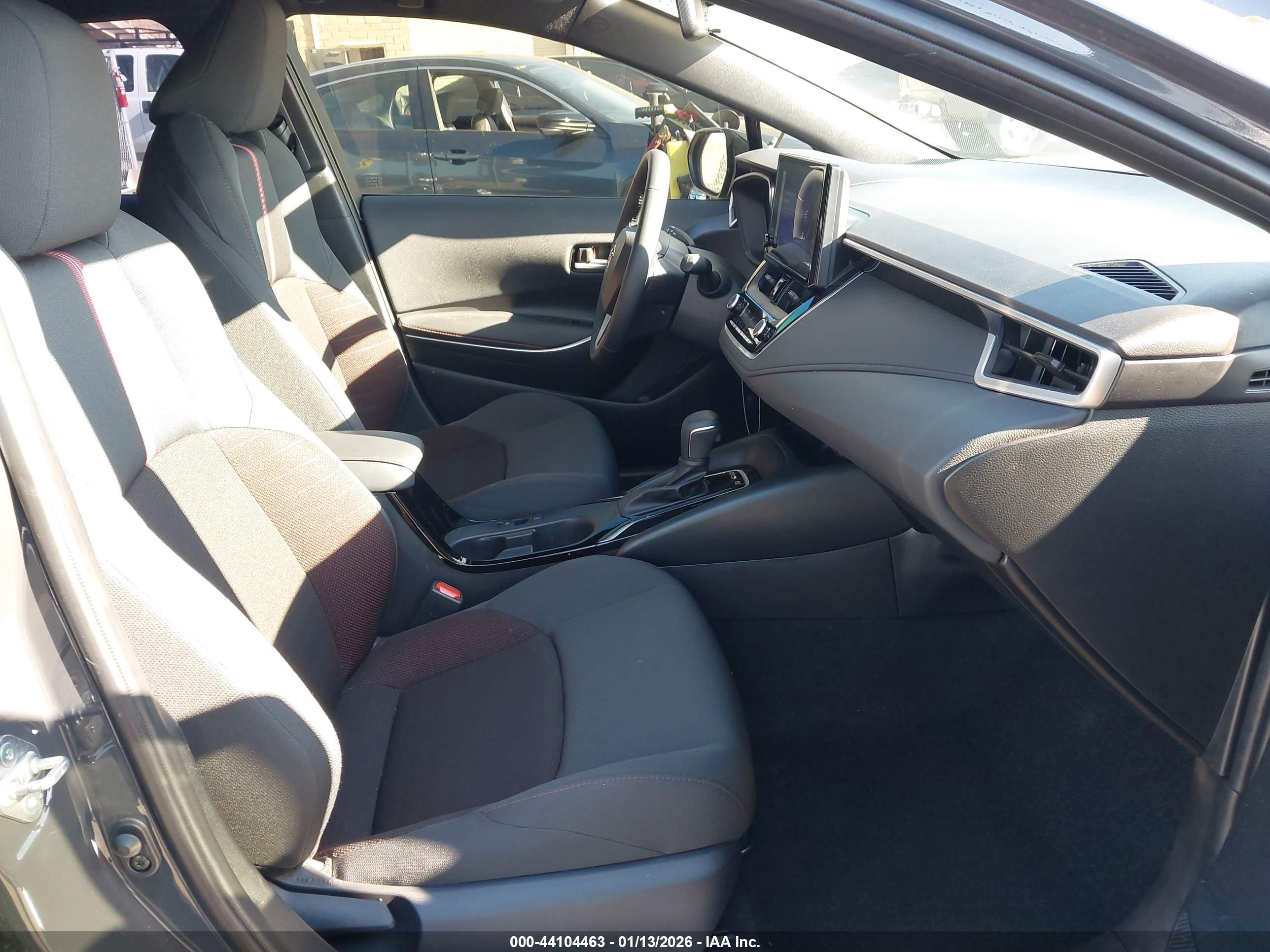 TOYOTA COROLLA image 5