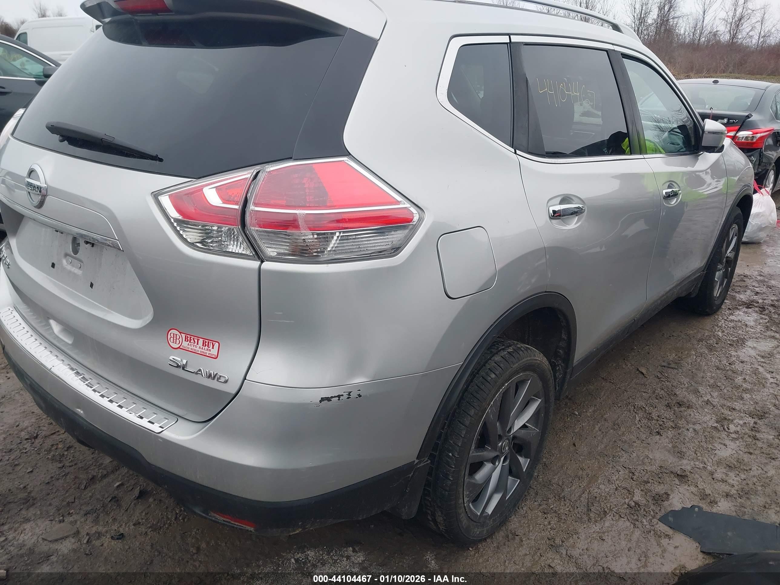 NISSAN ROGUE image 4