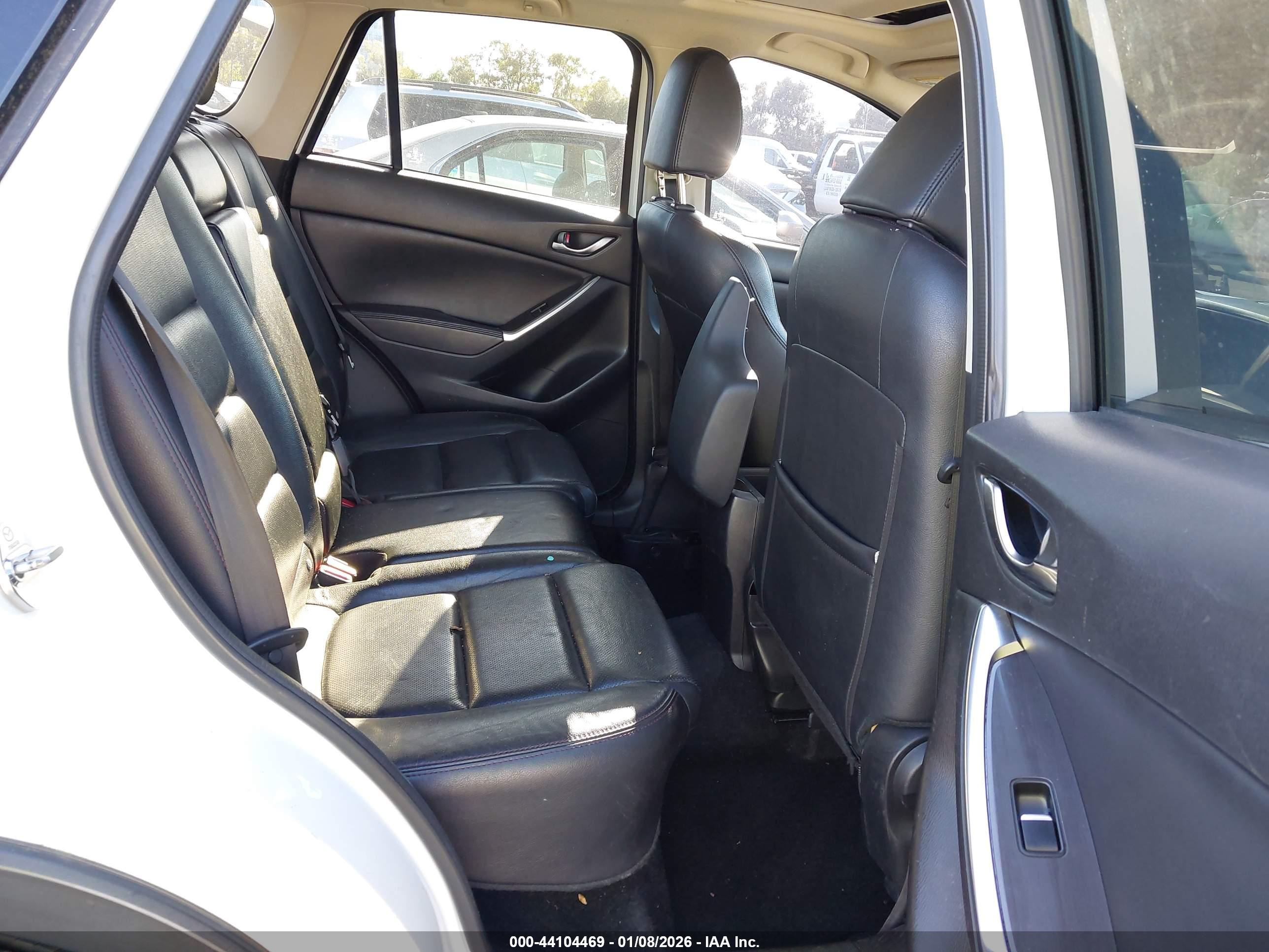 MAZDA CX-5 image 8