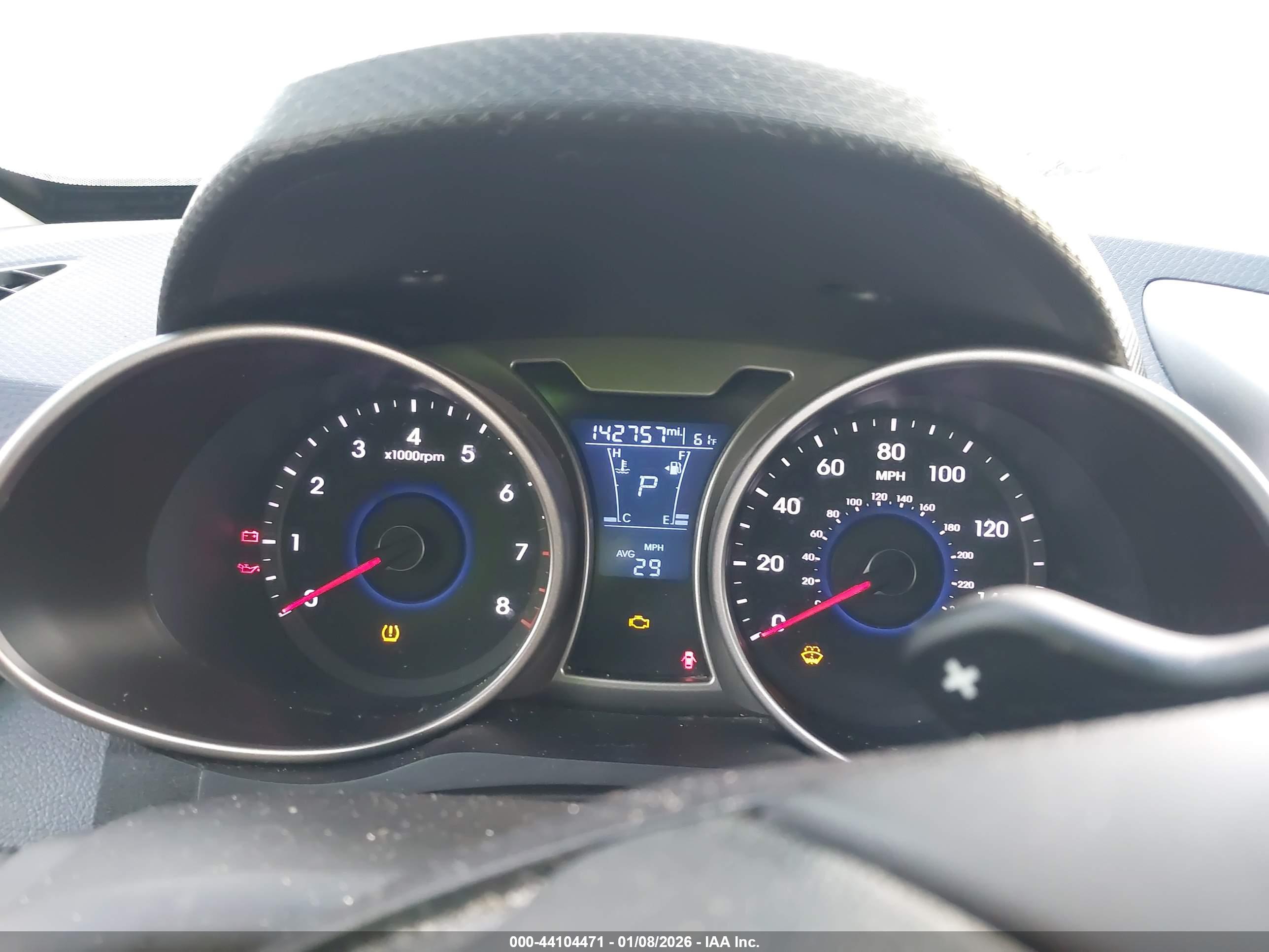 HYUNDAI VELOSTER image 7
