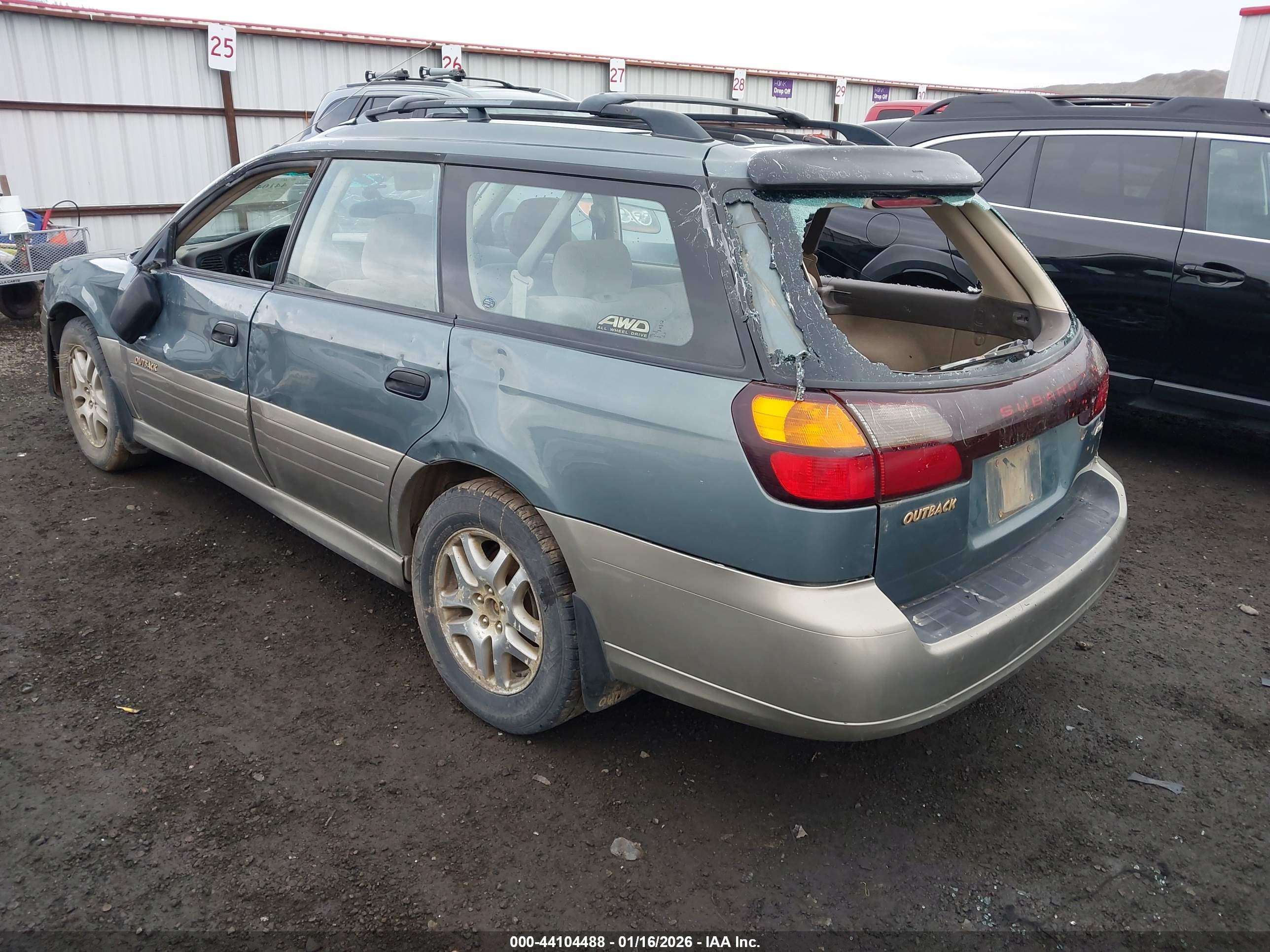 SUBARU OUTBACK image 3