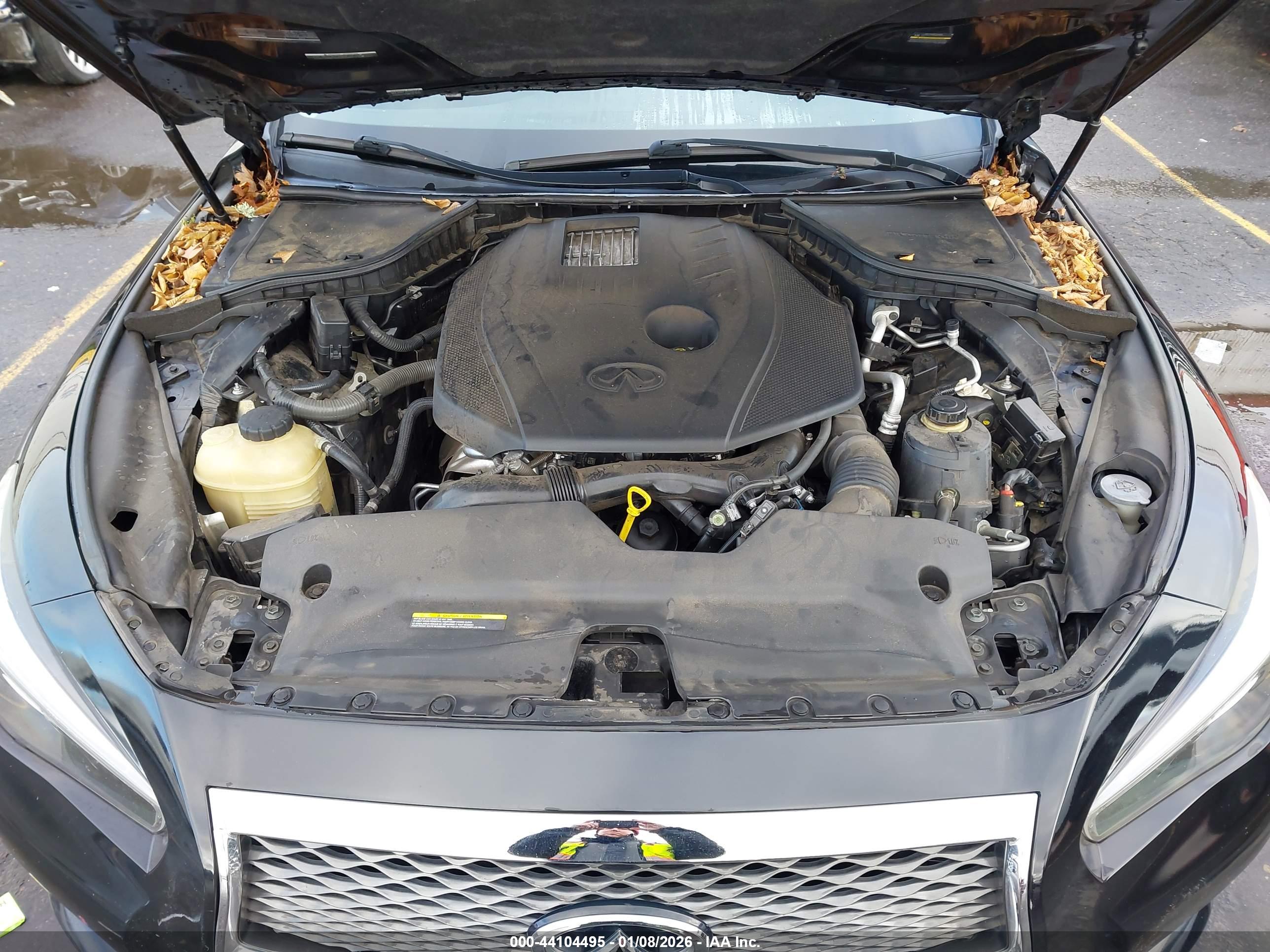 INFINITI Q50 image 10