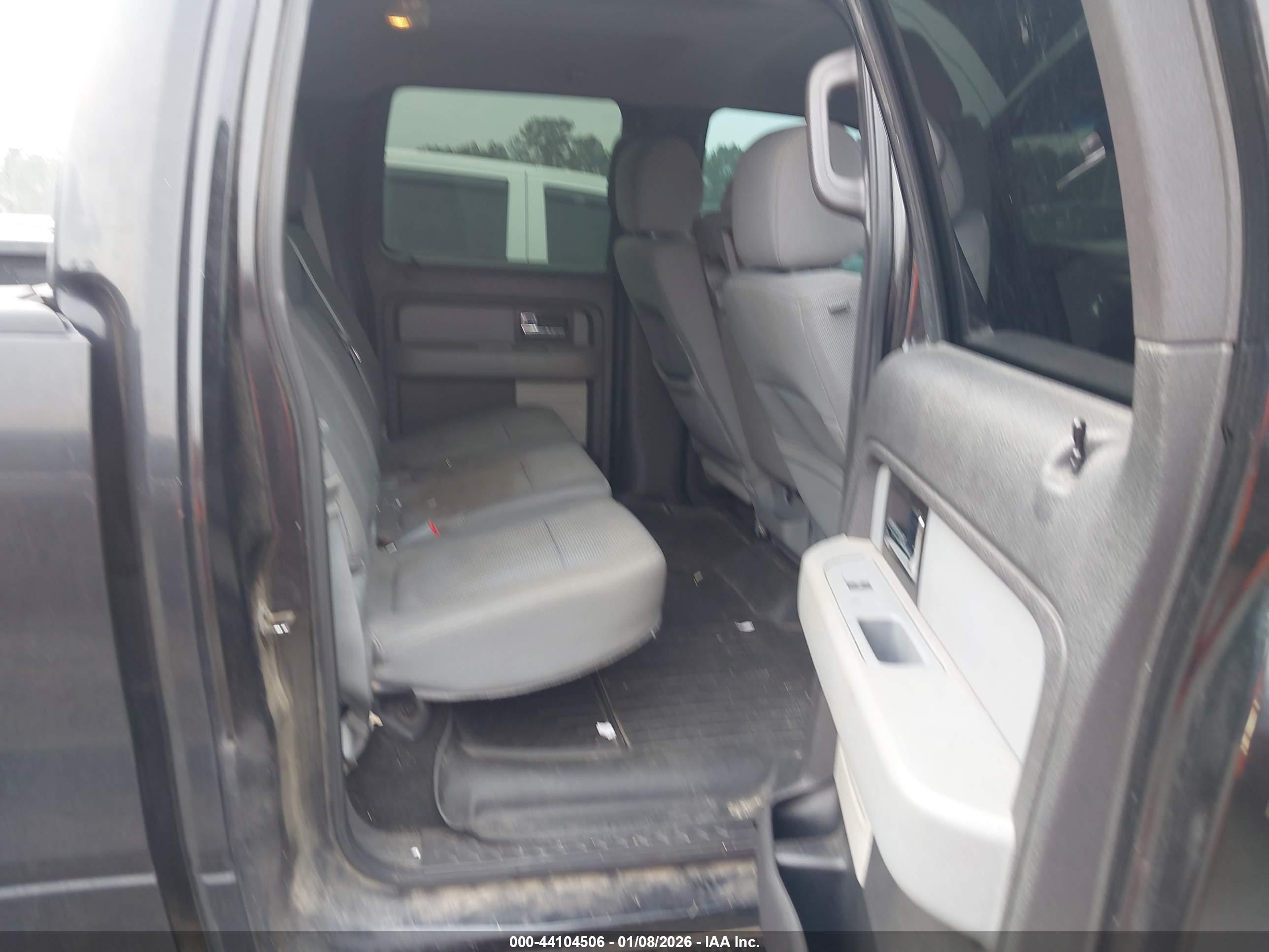 FORD F-150 image 8