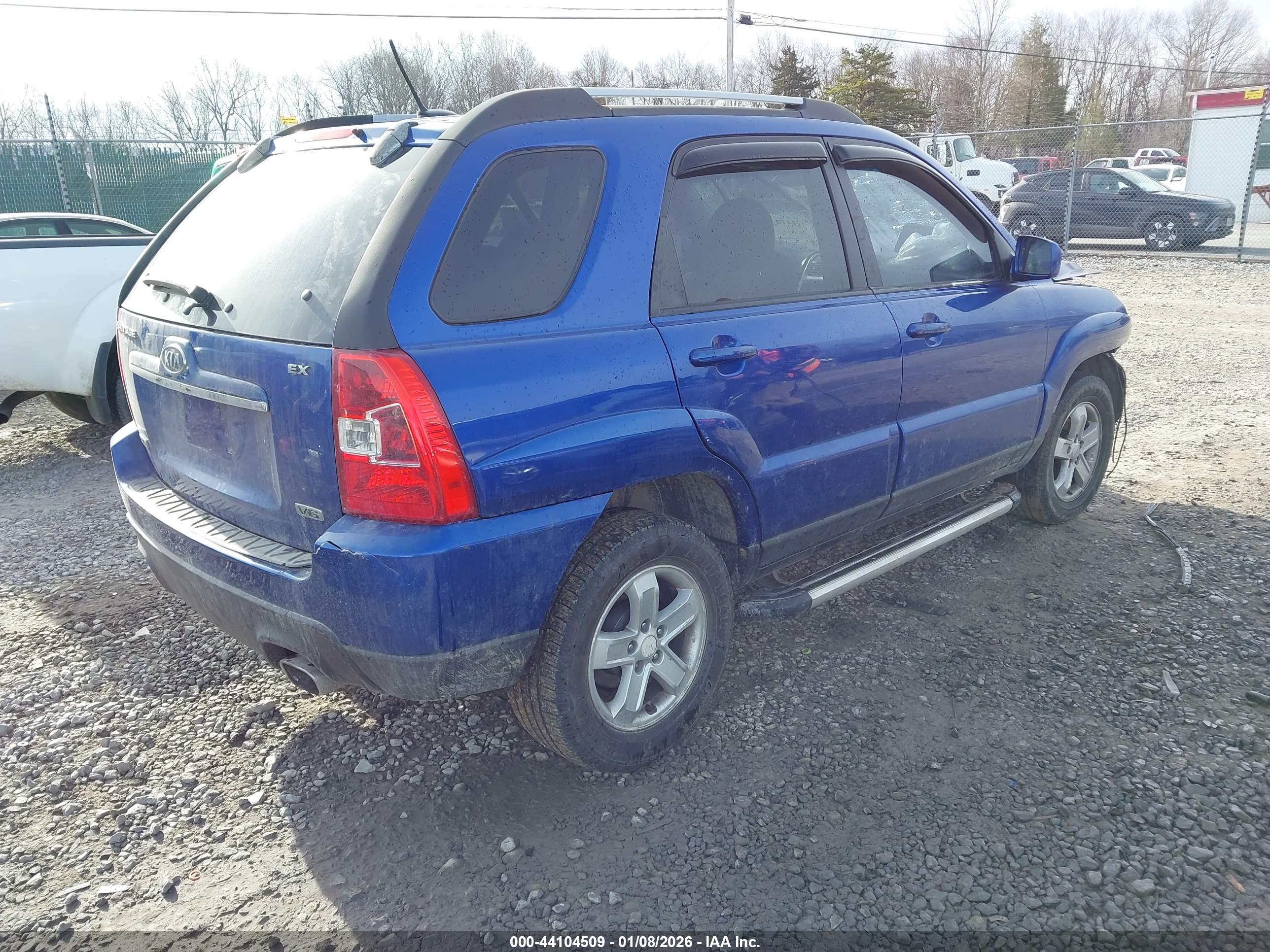 KIA SPORTAGE image 4
