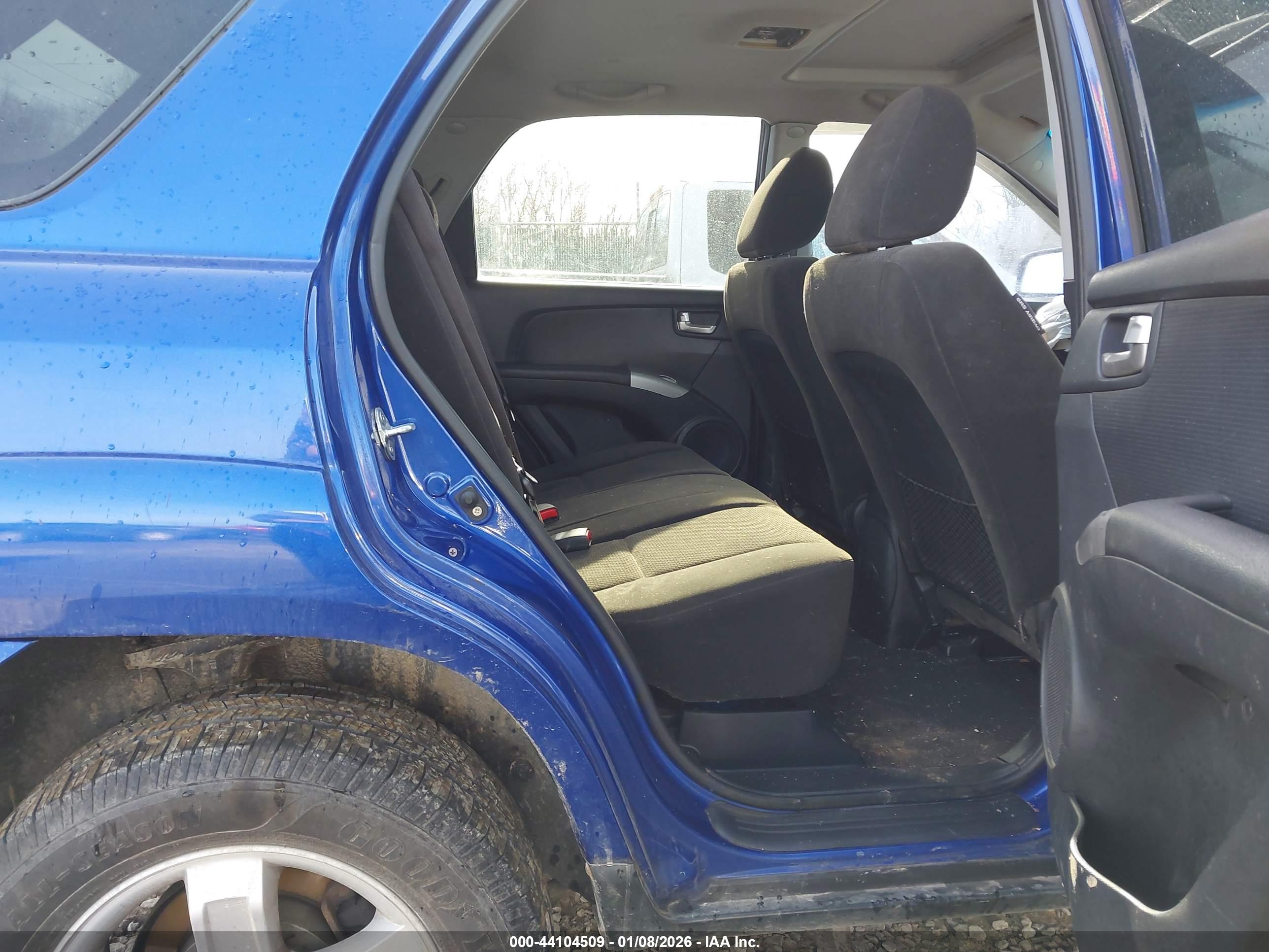 KIA SPORTAGE image 8