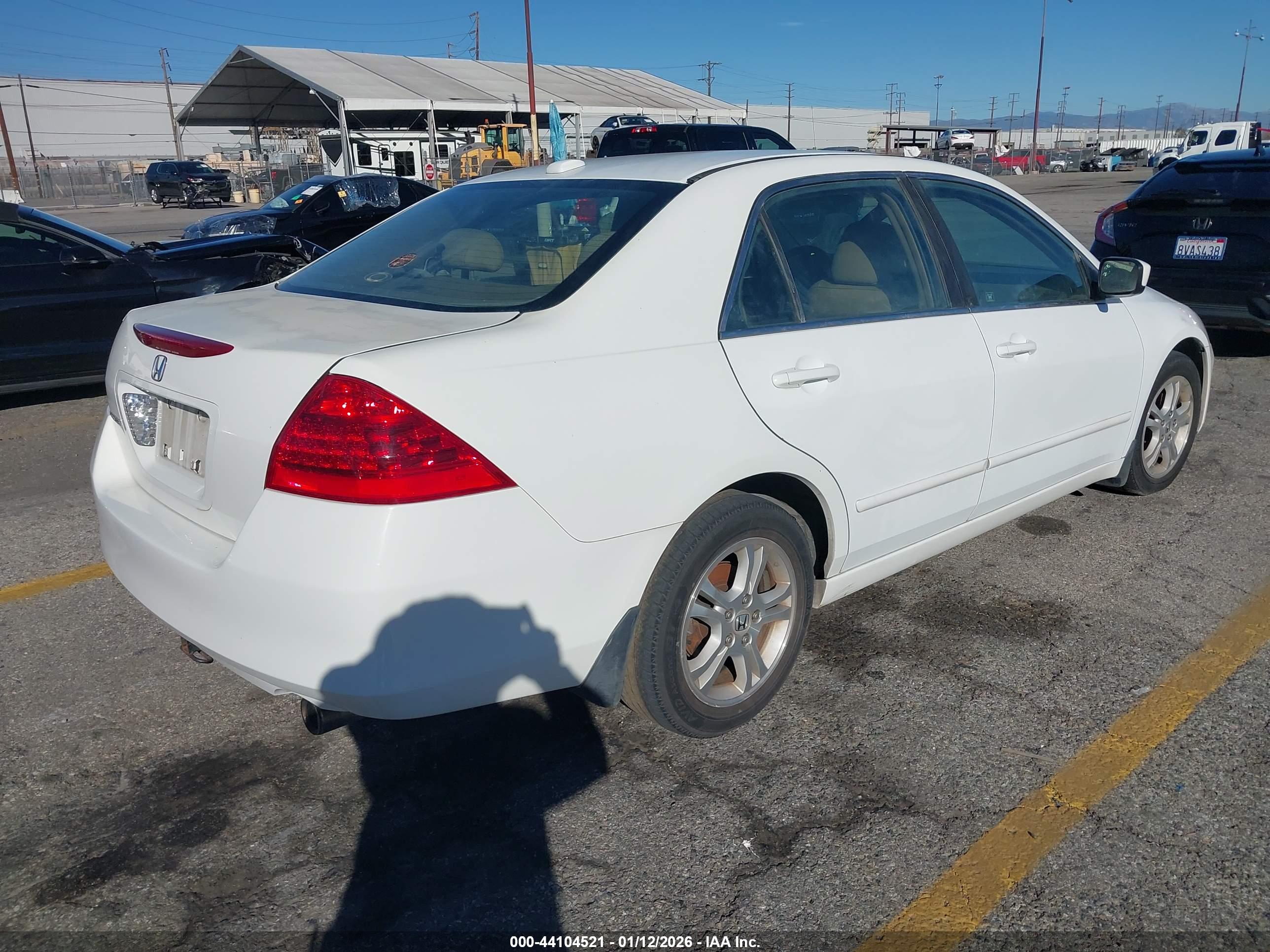 HONDA ACCORD image 4