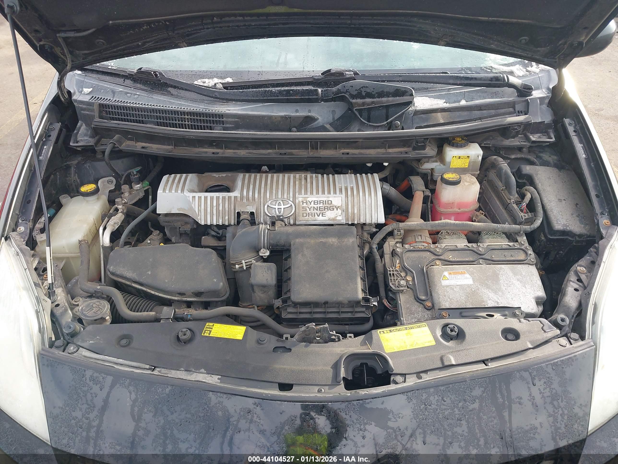 TOYOTA PRIUS image 10