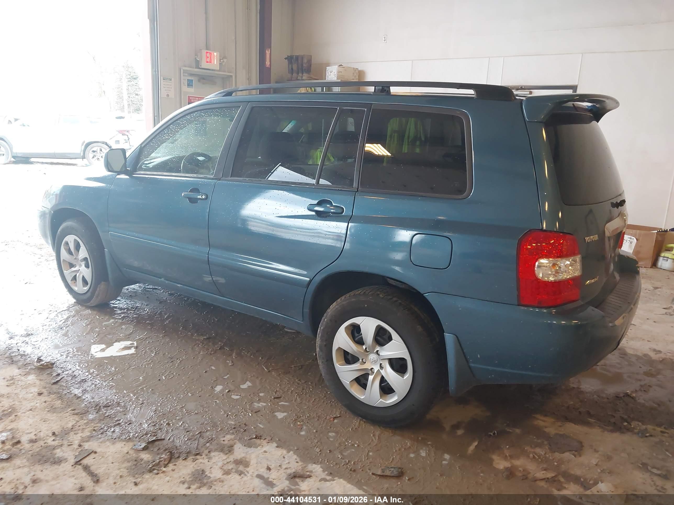 TOYOTA HIGHLANDER image 3