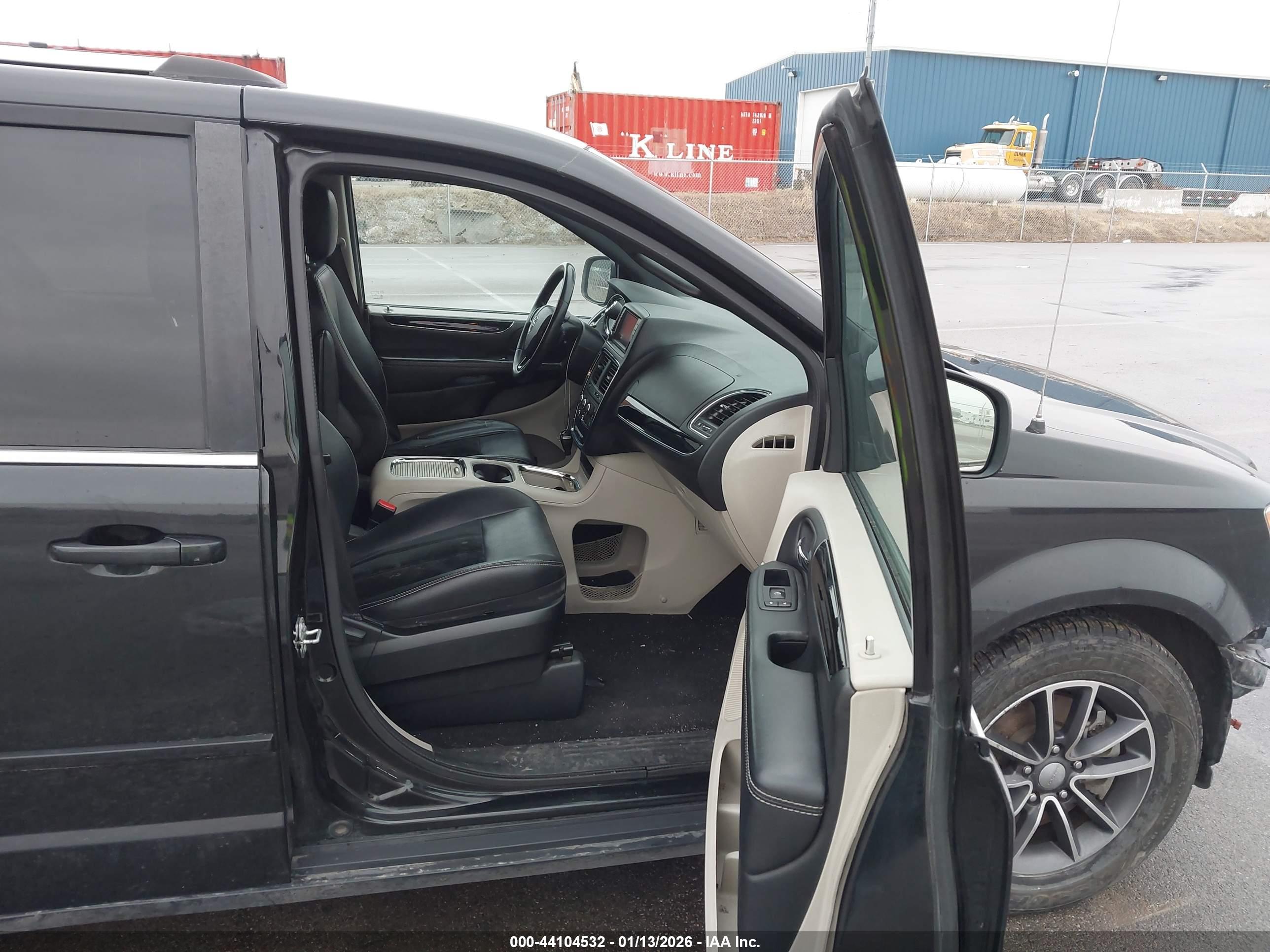 DODGE GRAND image 5