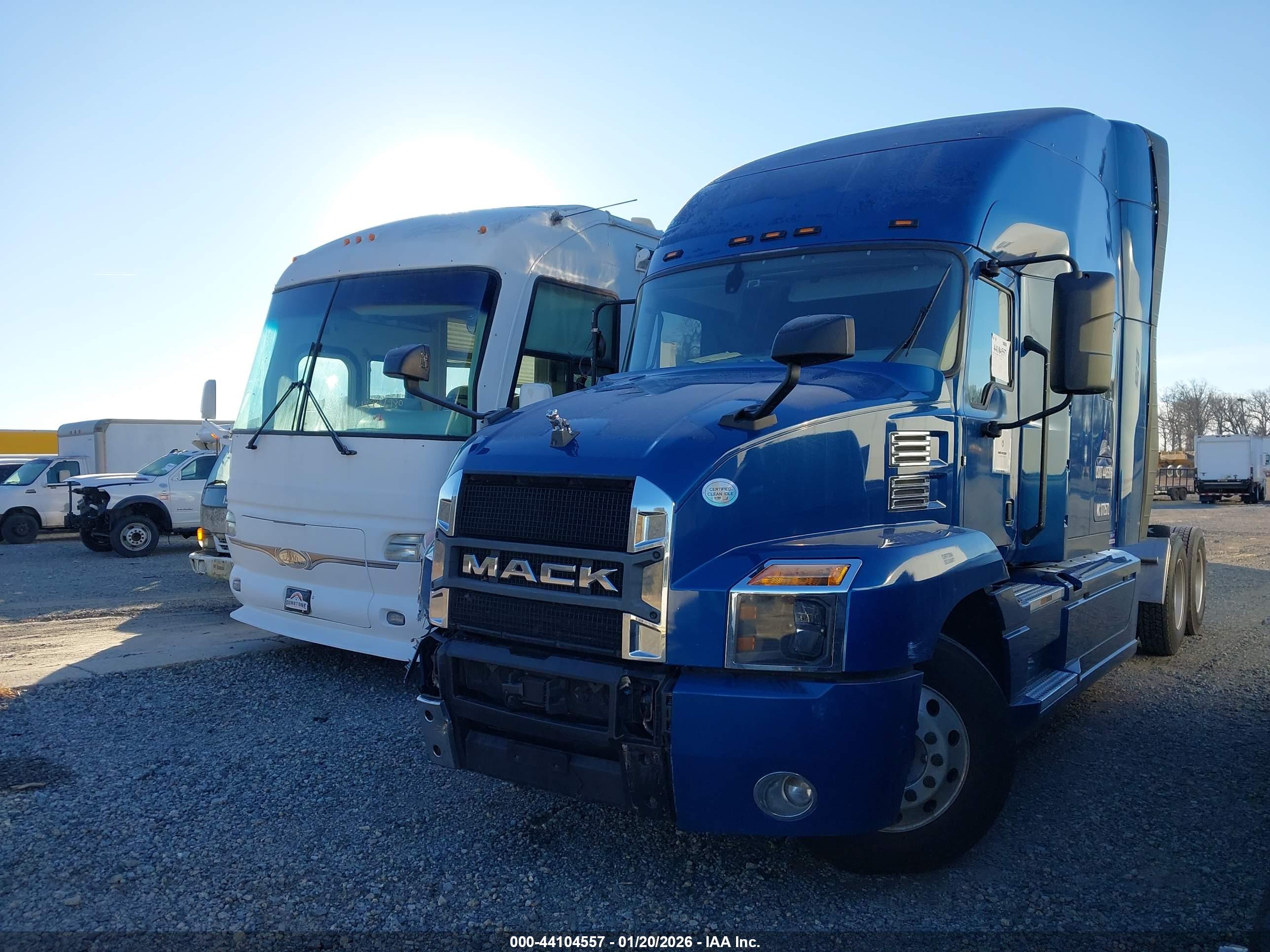 MACK ANTHEM image 2