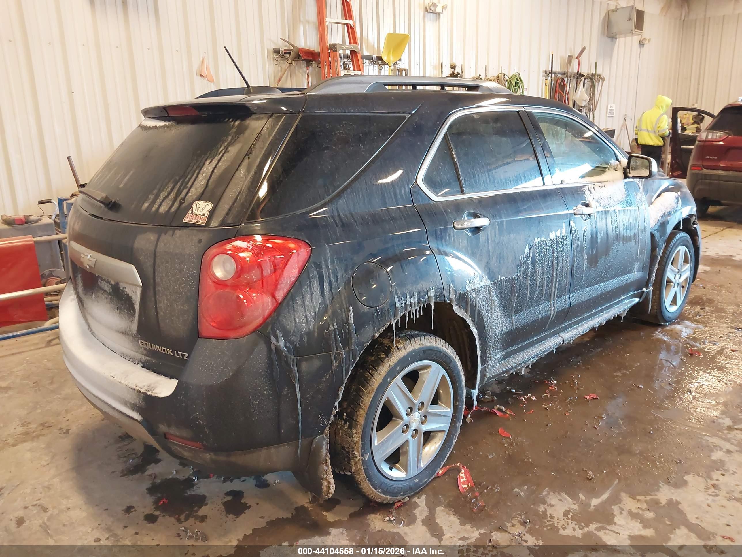 CHEVROLET EQUINOX image 4