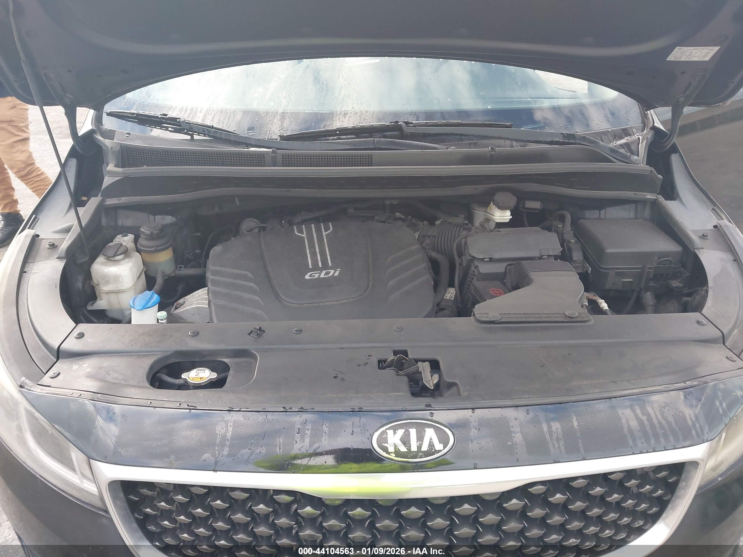 KIA SEDONA image 10