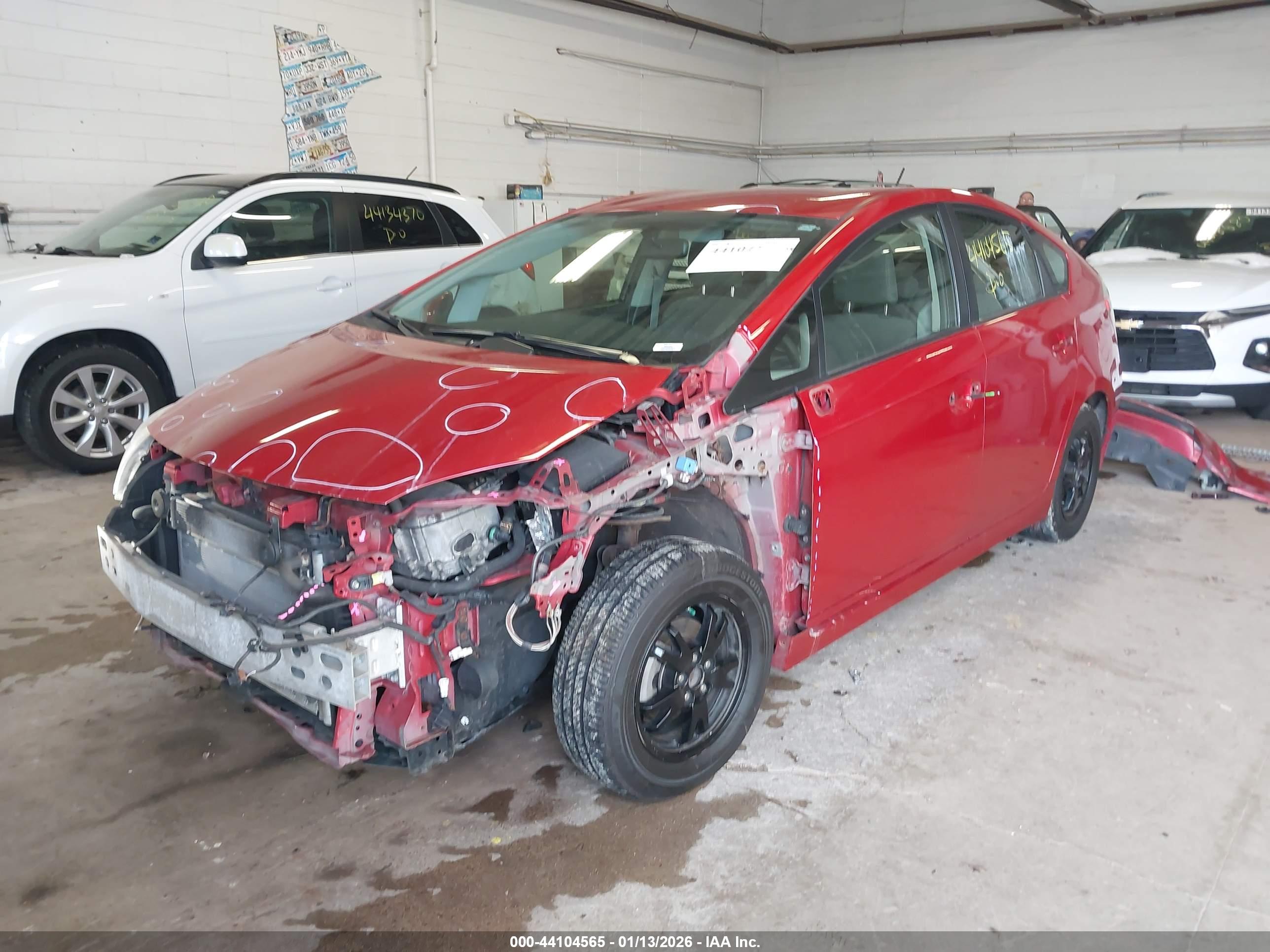 TOYOTA PRIUS image 2