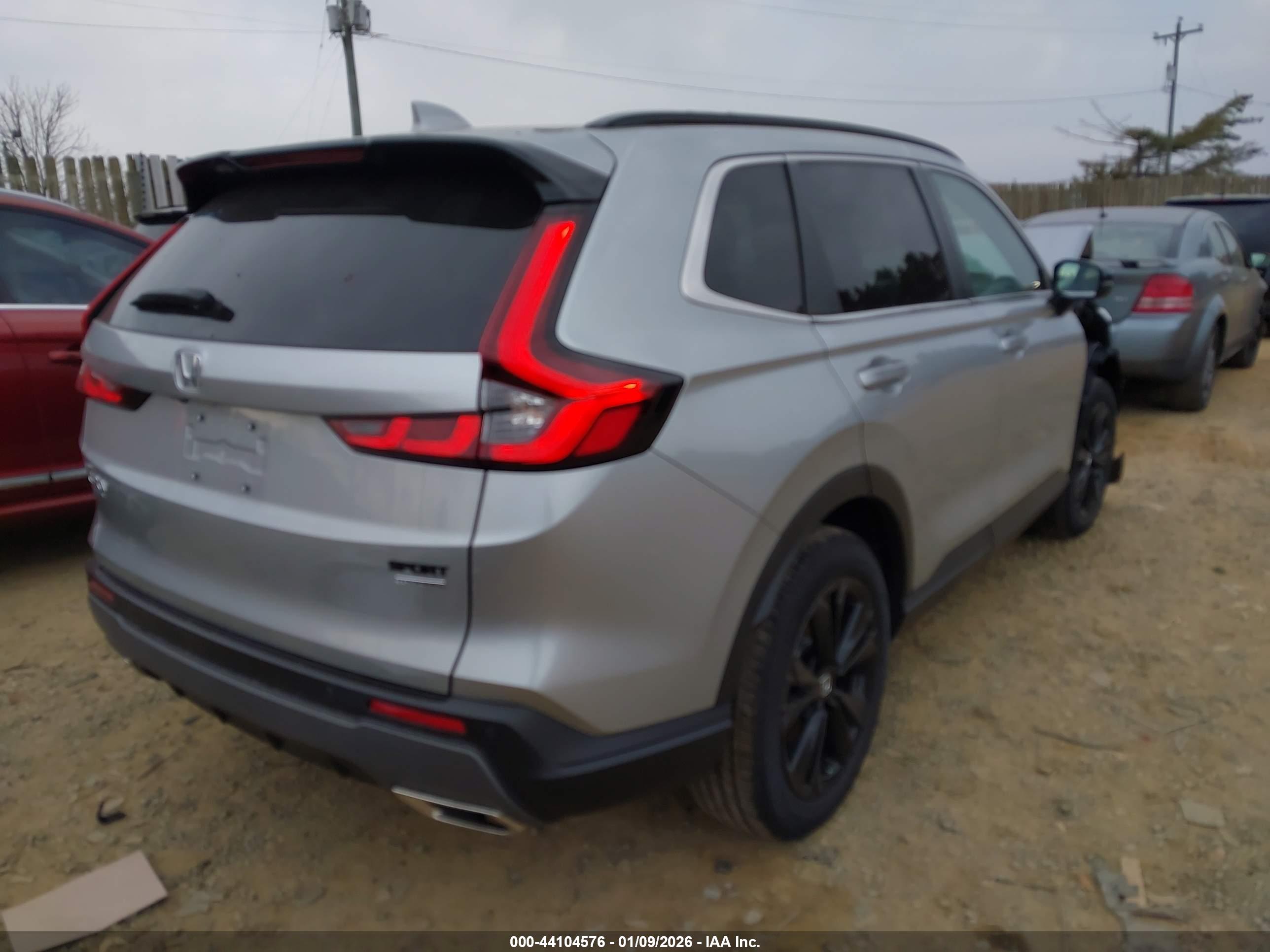 HONDA CR-V image 4