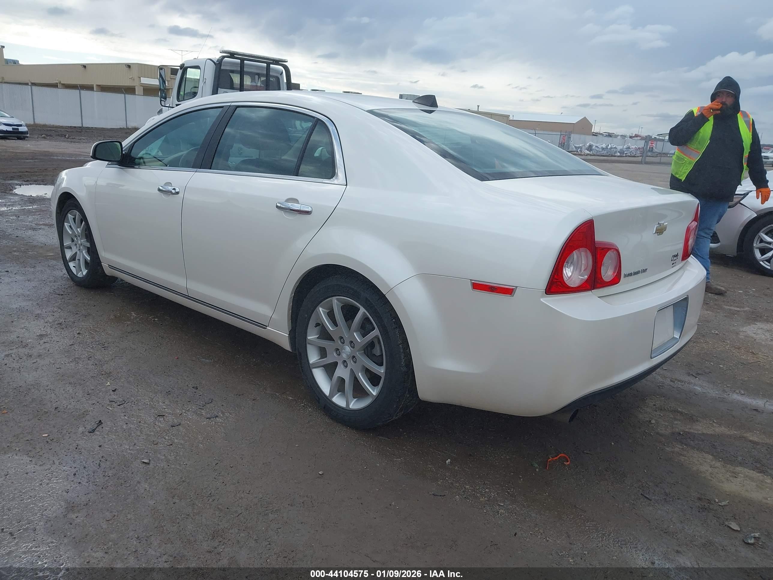 CHEVROLET MALIBU image 3
